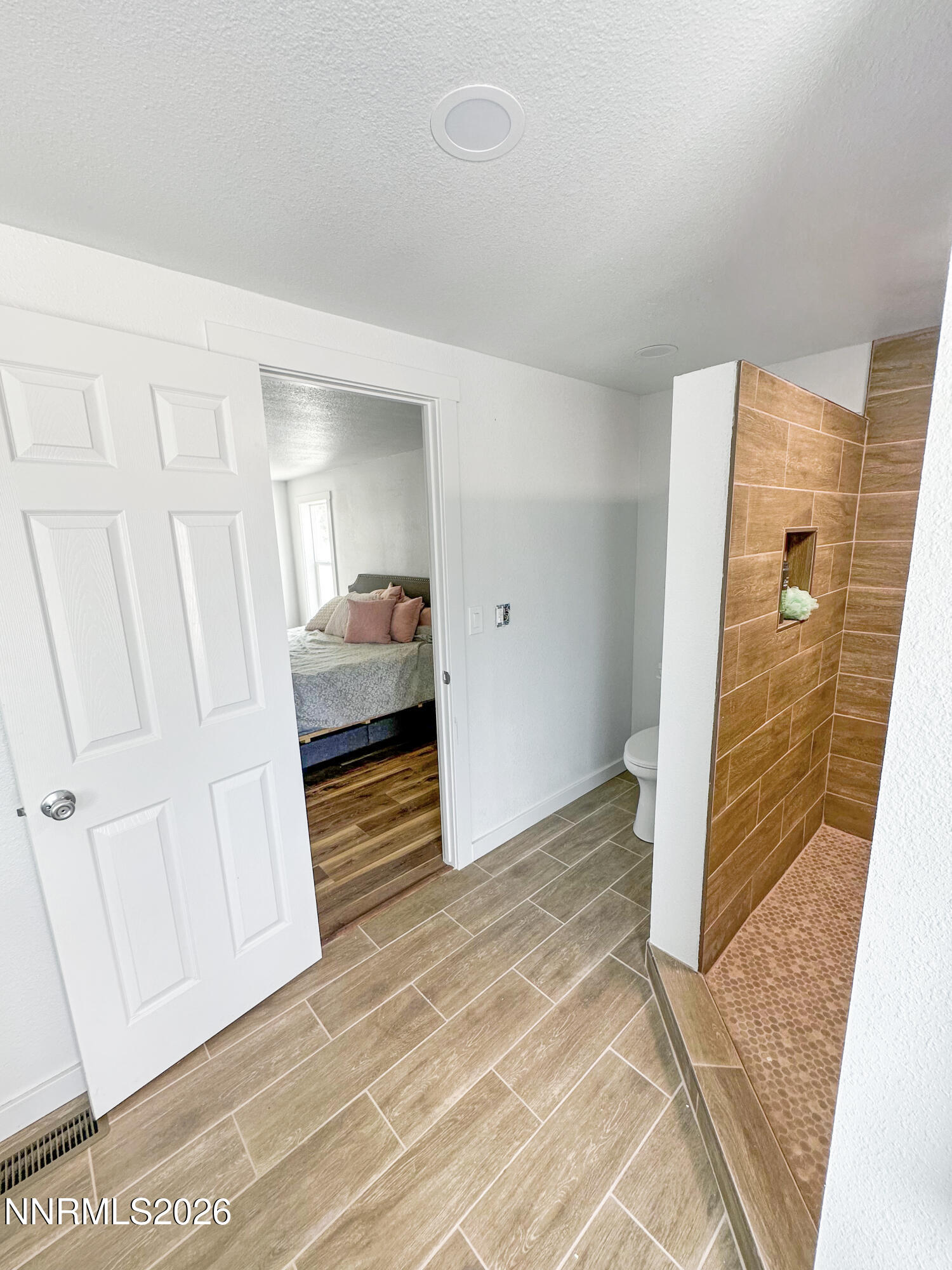 7420 Sunset Drive Property Photo 15