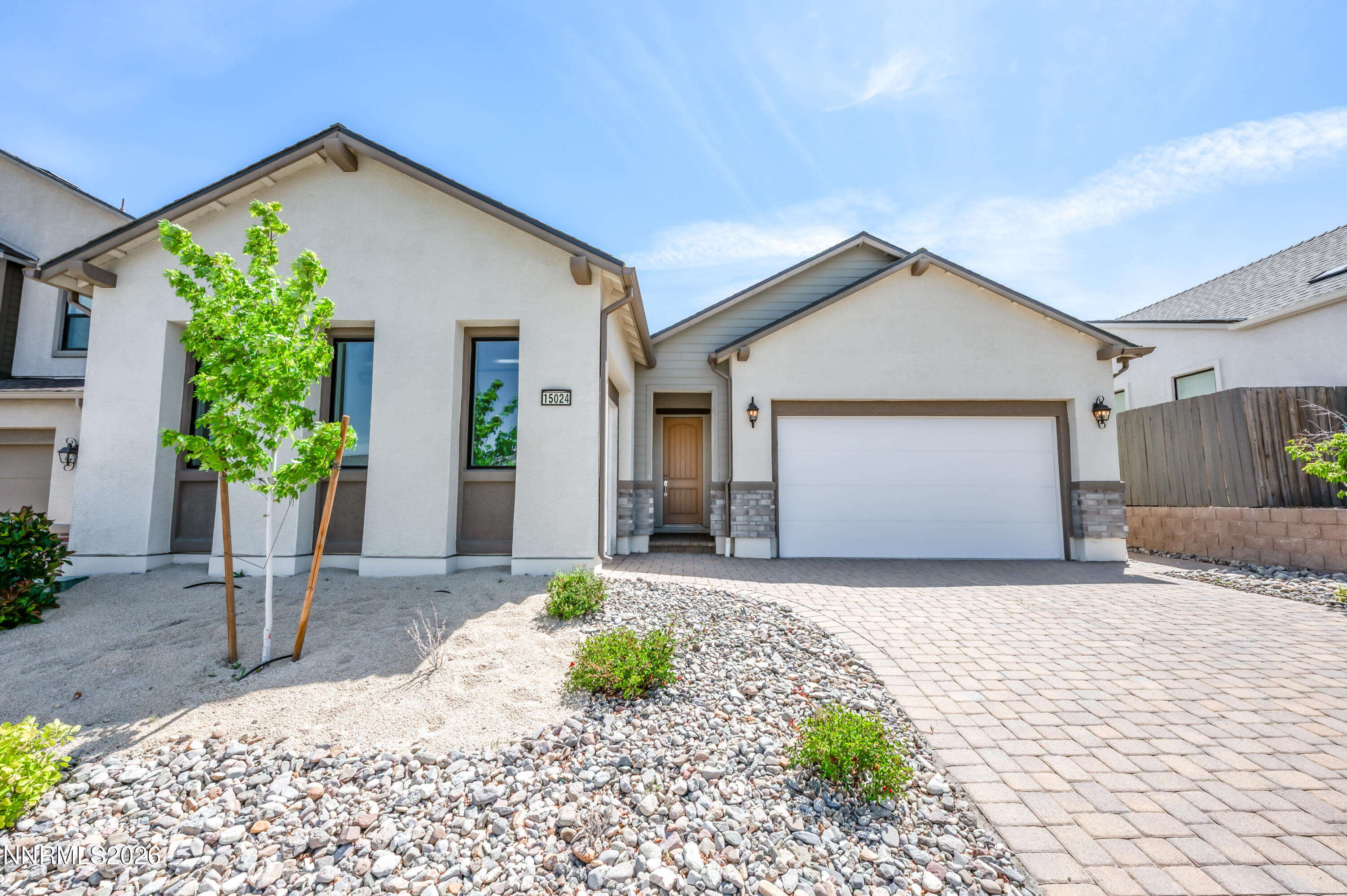 15024 Emerald Sunset Lane Property Photo 7