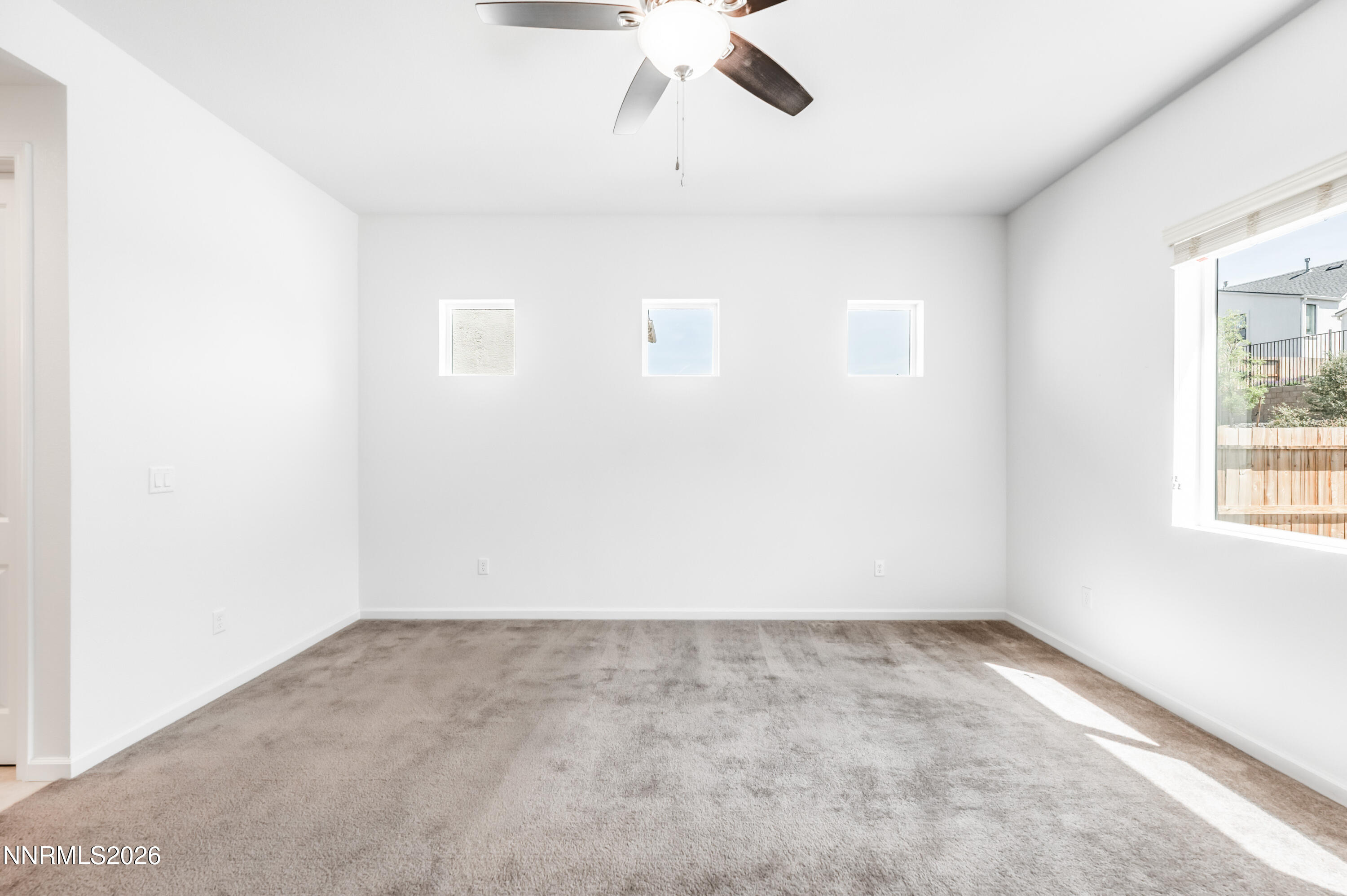 15024 Emerald Sunset Lane Property Photo 33