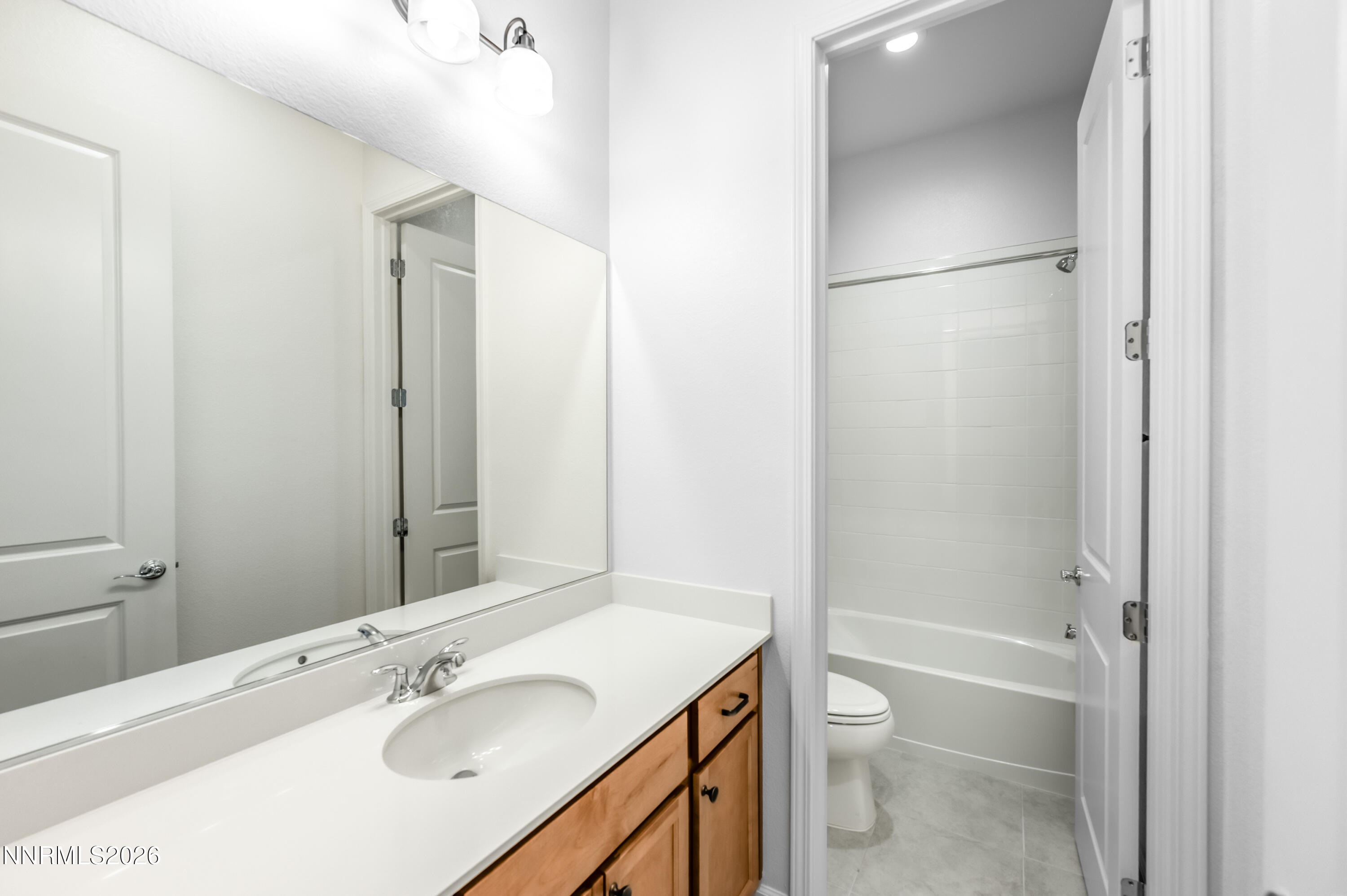 15024 Emerald Sunset Lane Property Photo 45