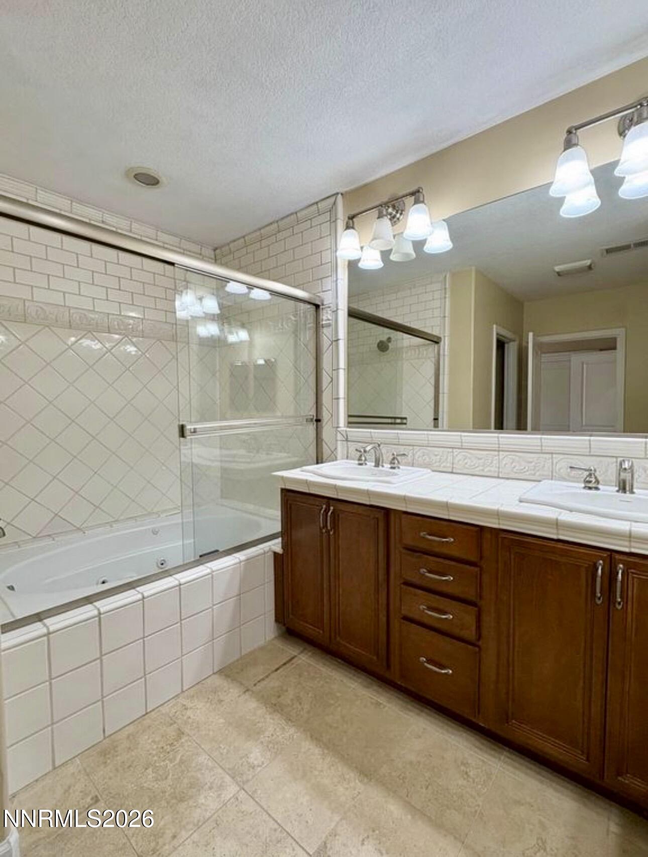7616 Stone Bluff Way Property Photo 14