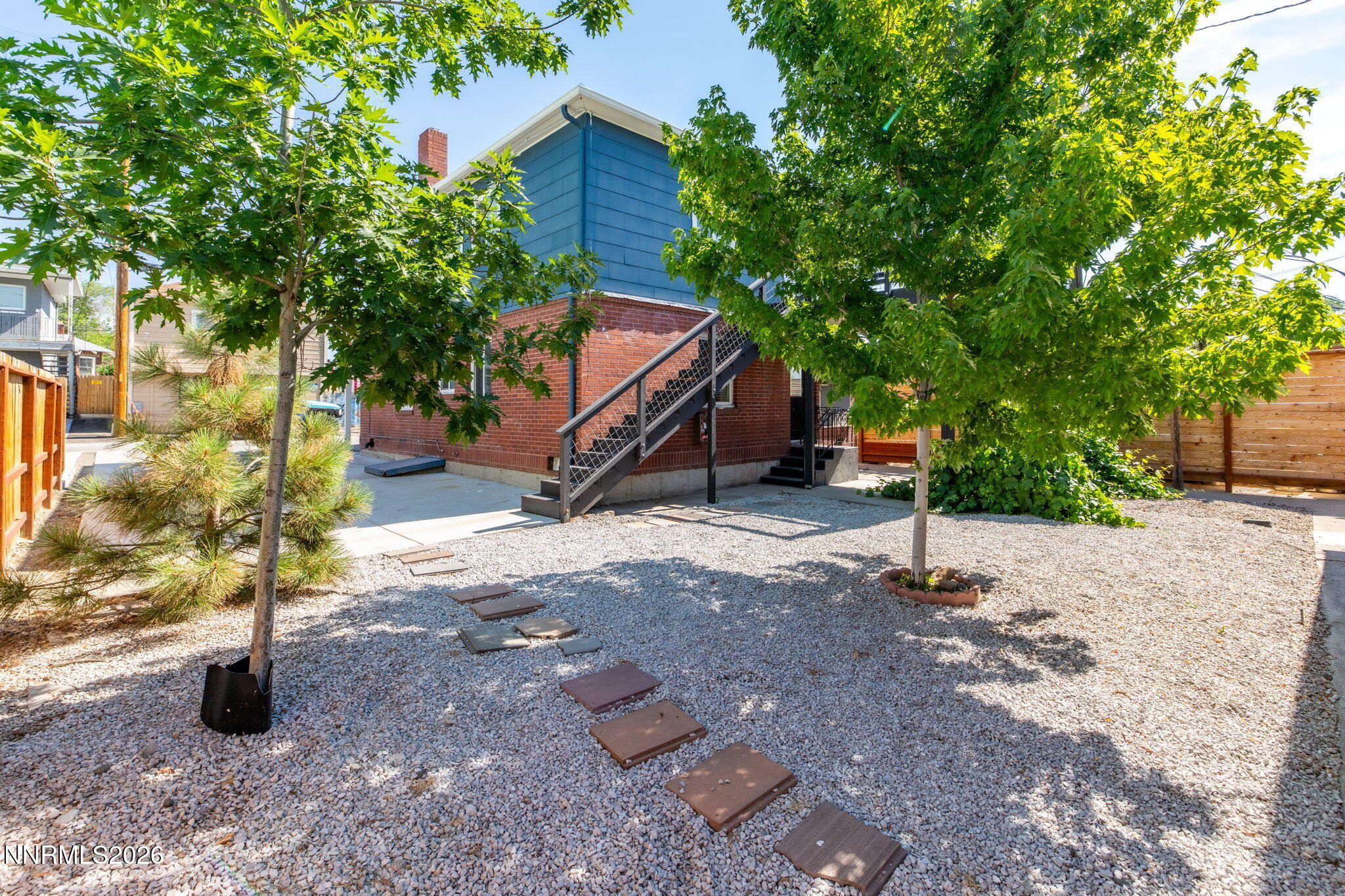 251 E Arroyo Street Property Photo 4