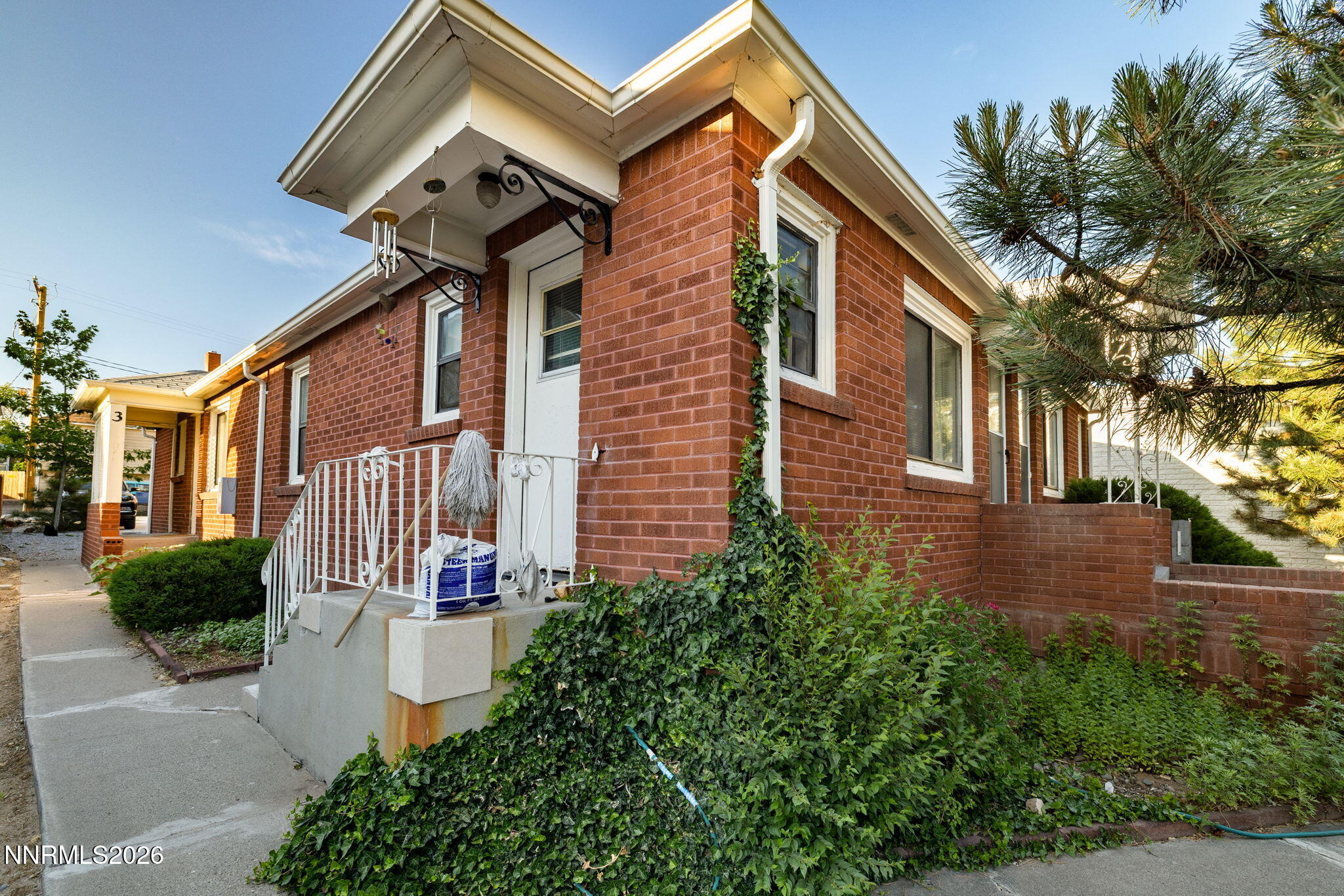 251 E Arroyo Street Property Photo 14