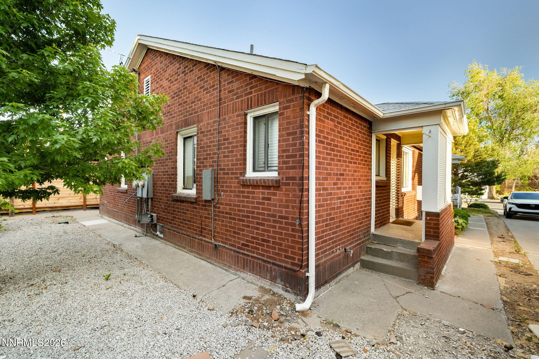 251 E Arroyo Street Property Photo 15