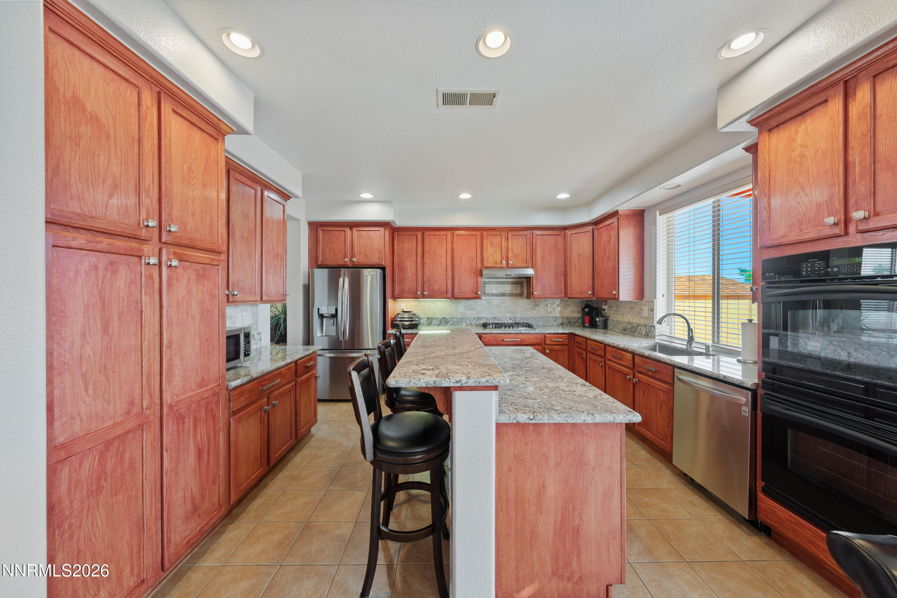 8135 Fire Opal Lane Property Photo 19