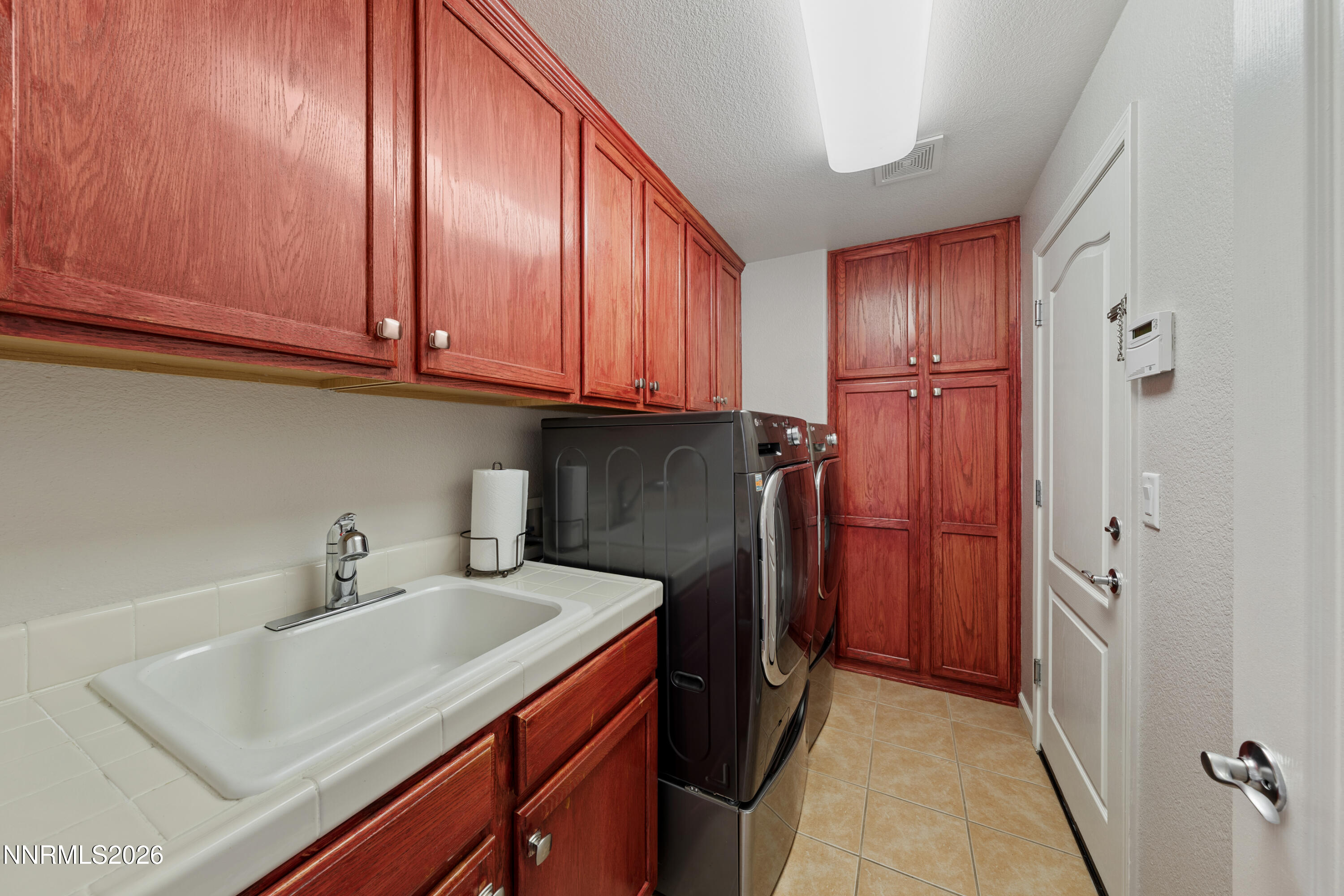 8135 Fire Opal Lane Property Photo 25