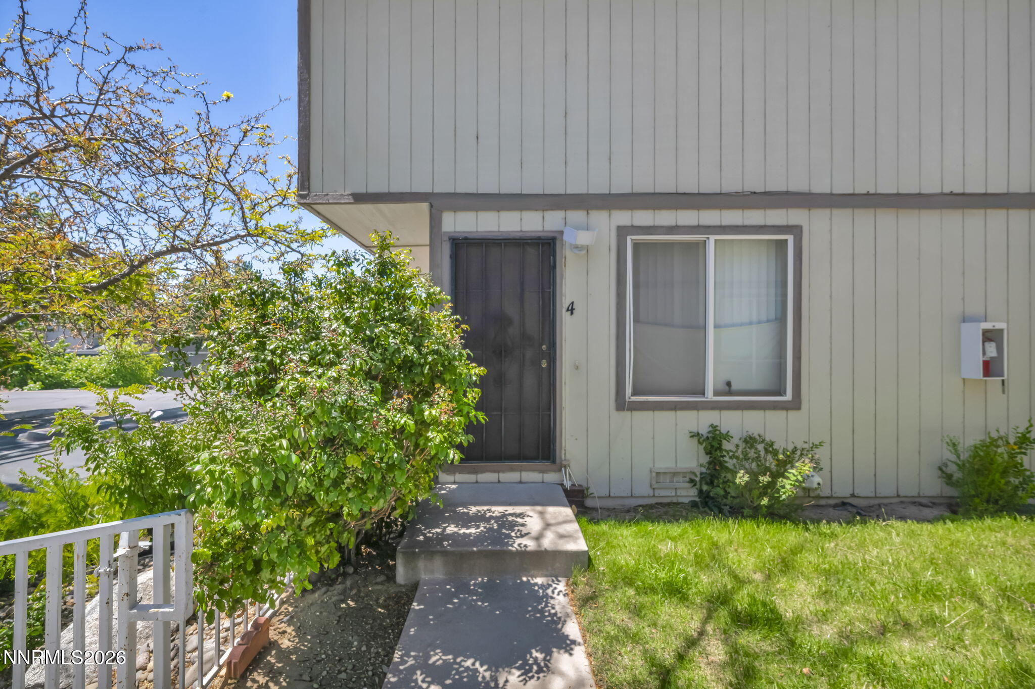 4001 Pheasant Drive Property Photo 4