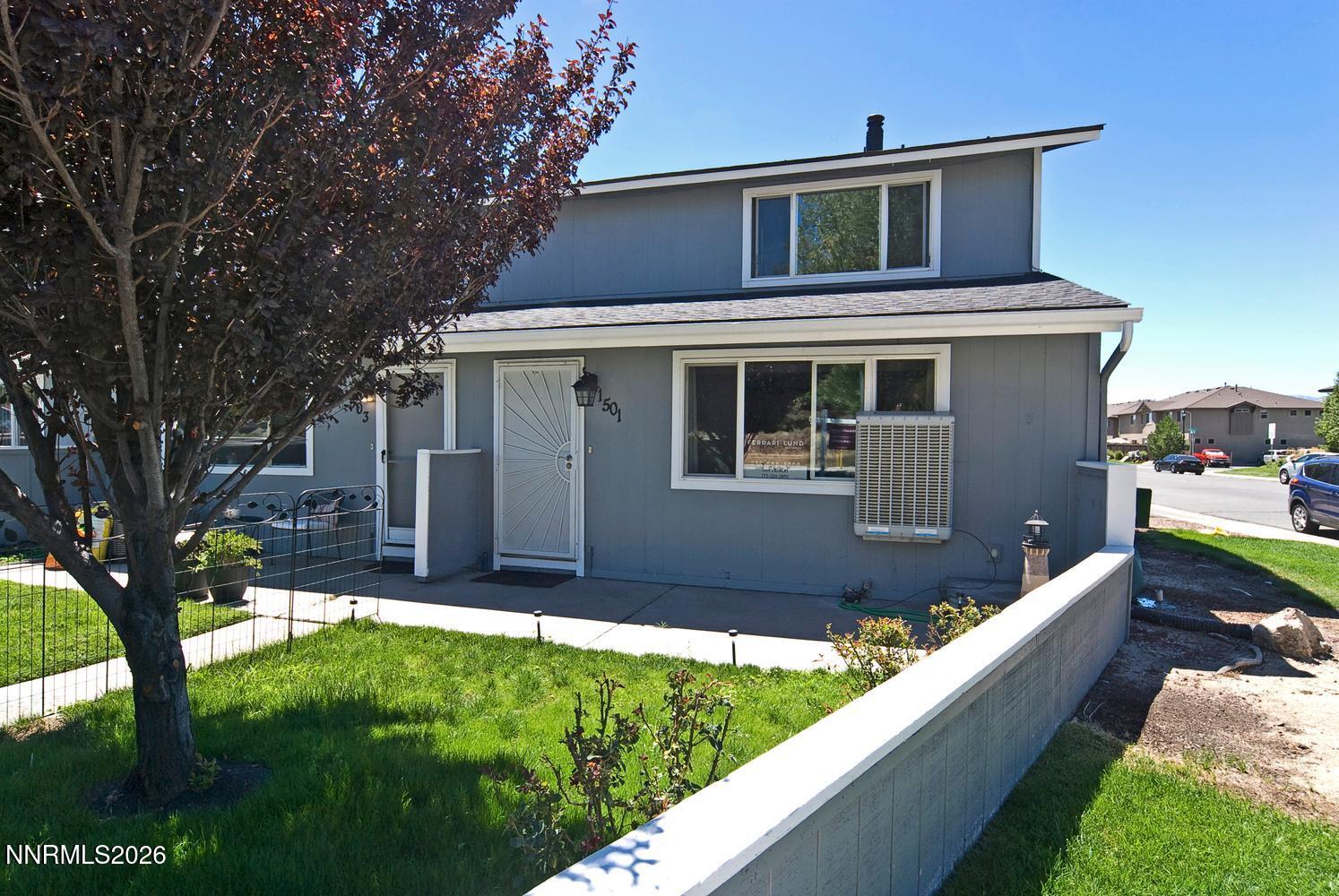 1501 E. Long Street Property Photo 1