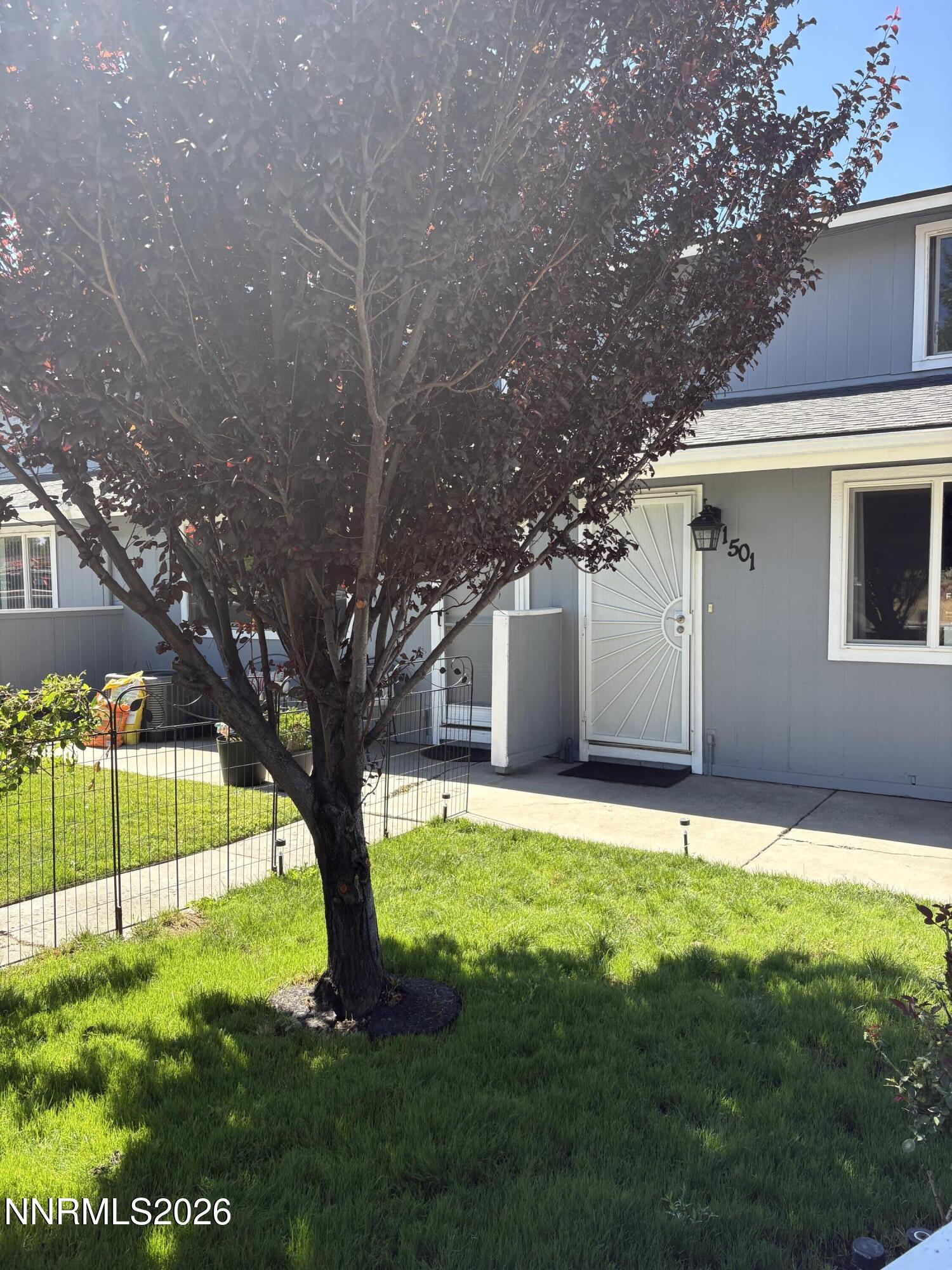 1501 E. Long Street Property Photo 2