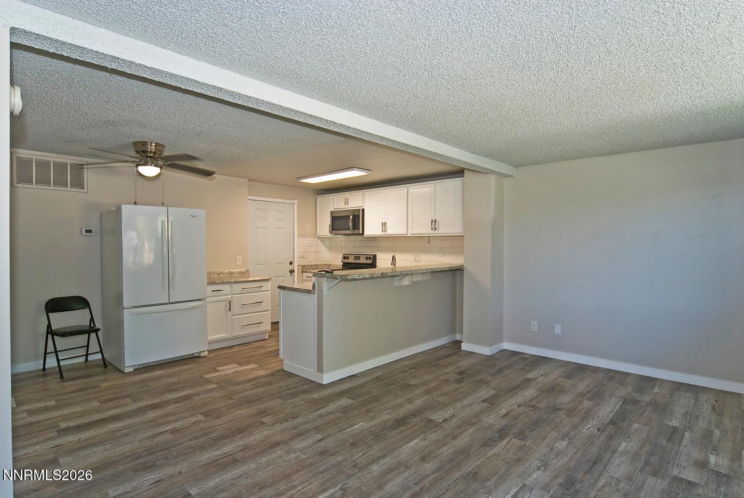 1501 E. Long Street Property Photo 8
