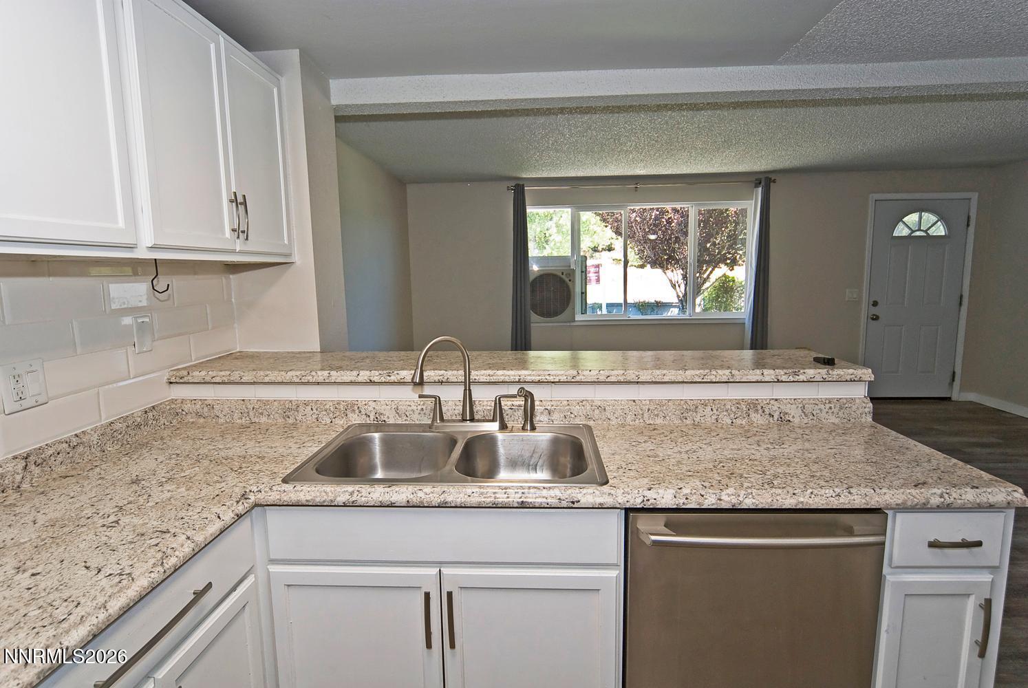 1501 E. Long Street Property Photo 11