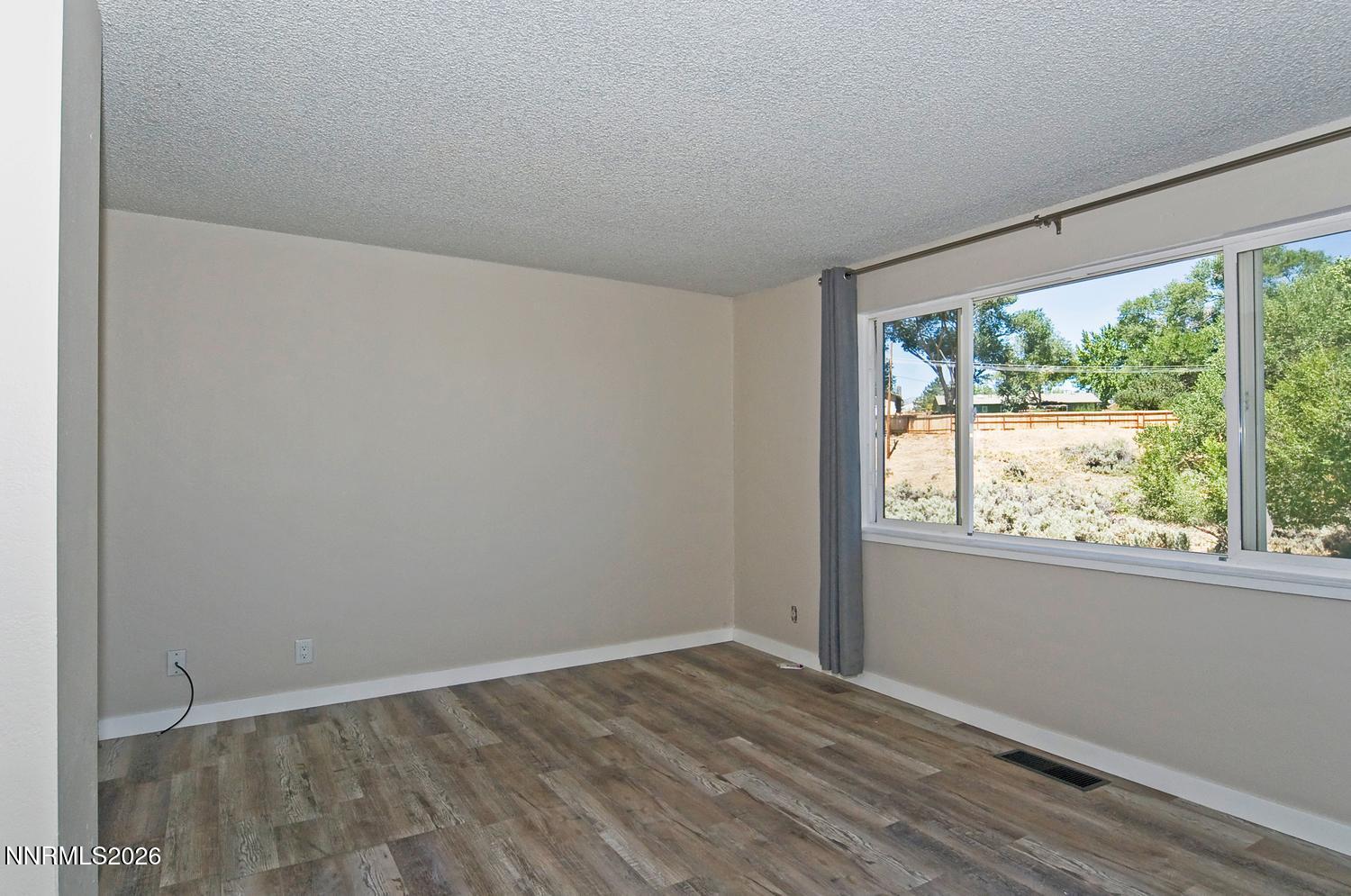 1501 E. Long Street Property Photo 13