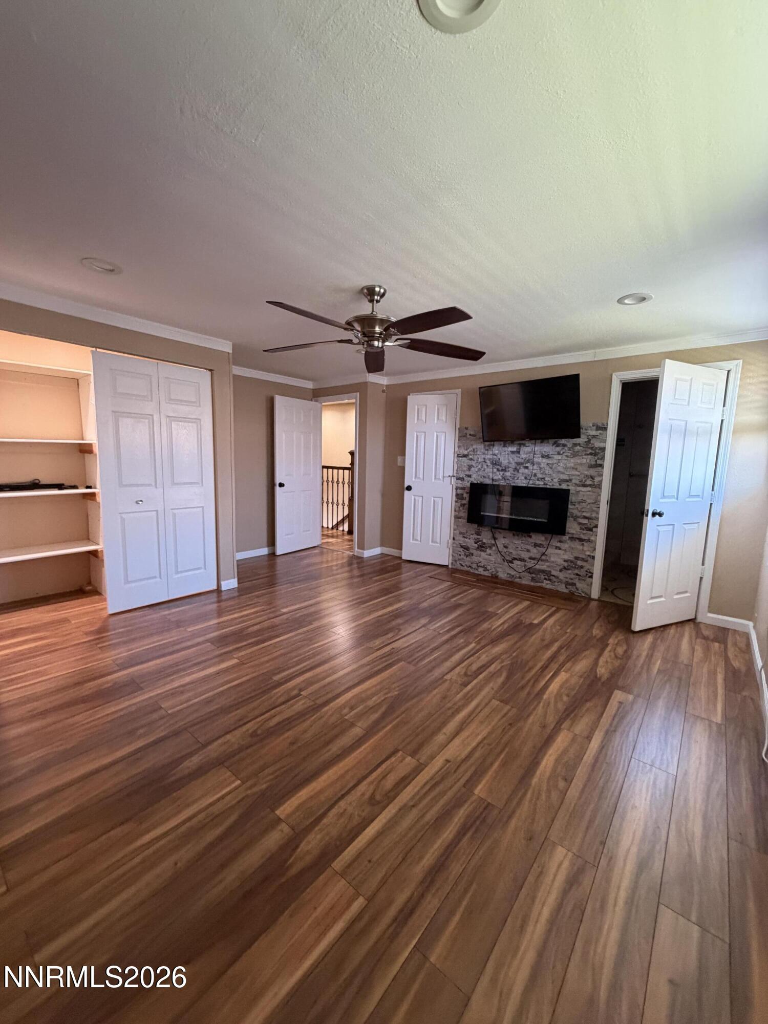 1325 N Lompa Lane Property Photo 11