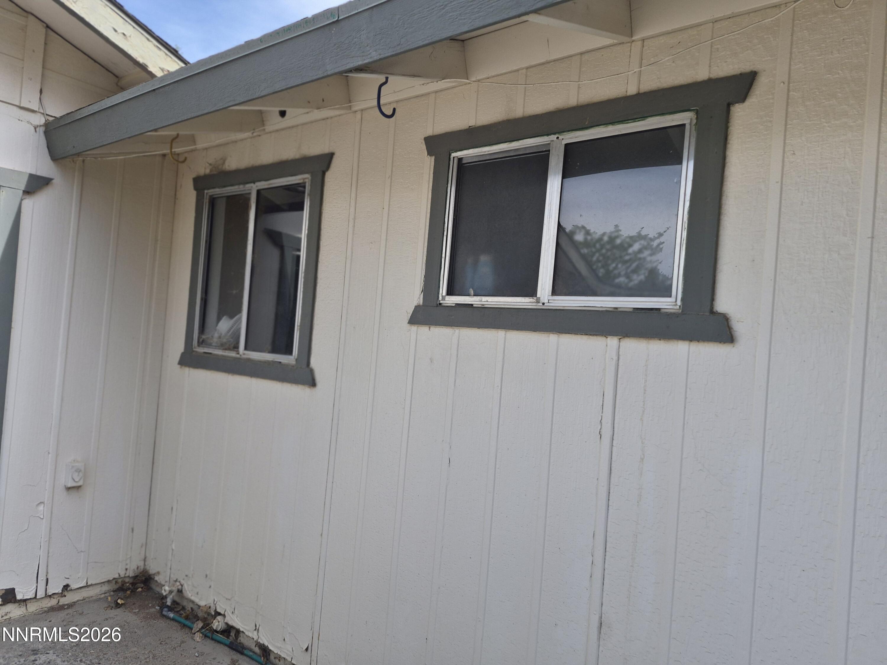 1140 Pine Road Property Photo 8