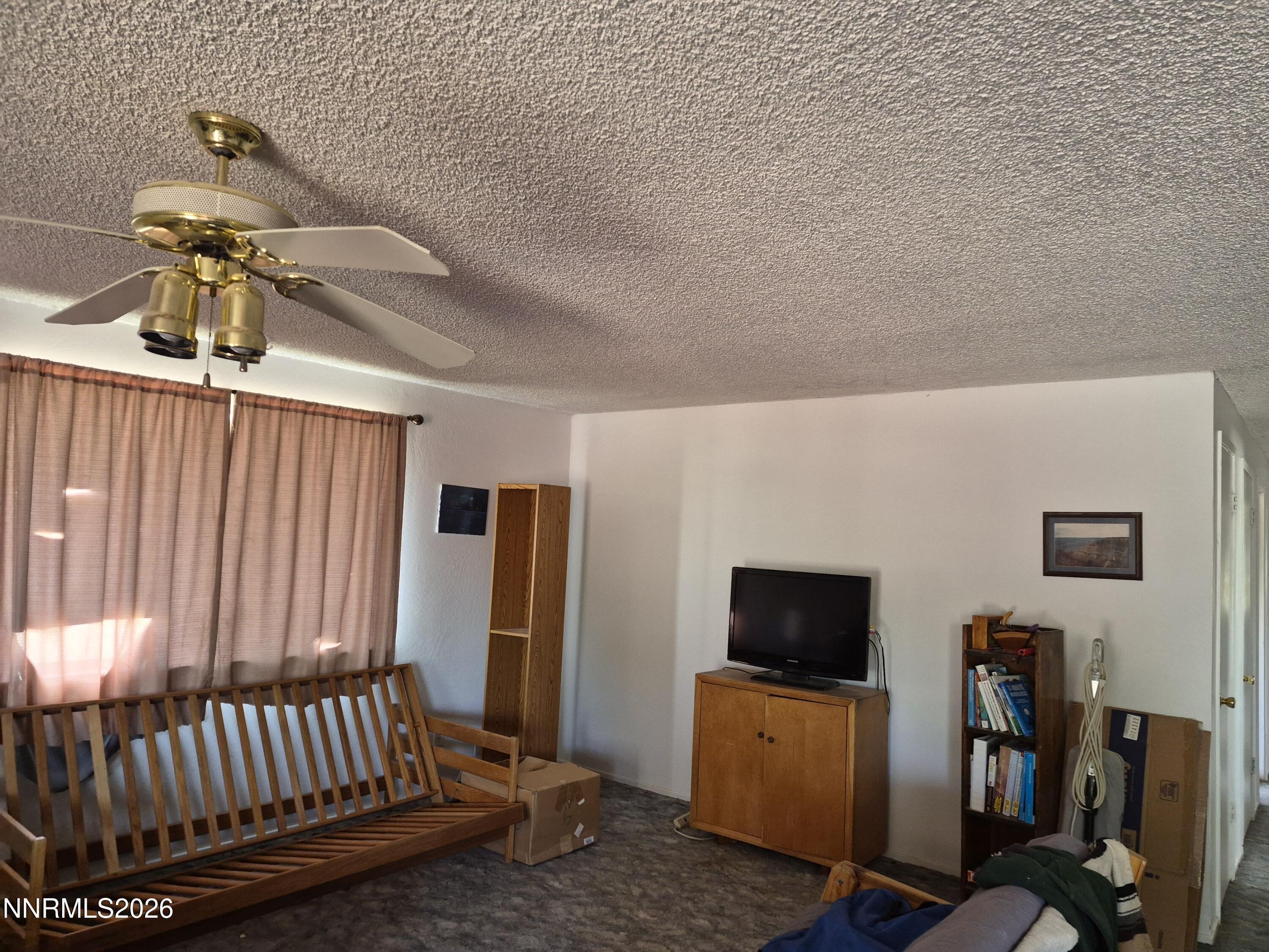 1140 Pine Road Property Photo 9