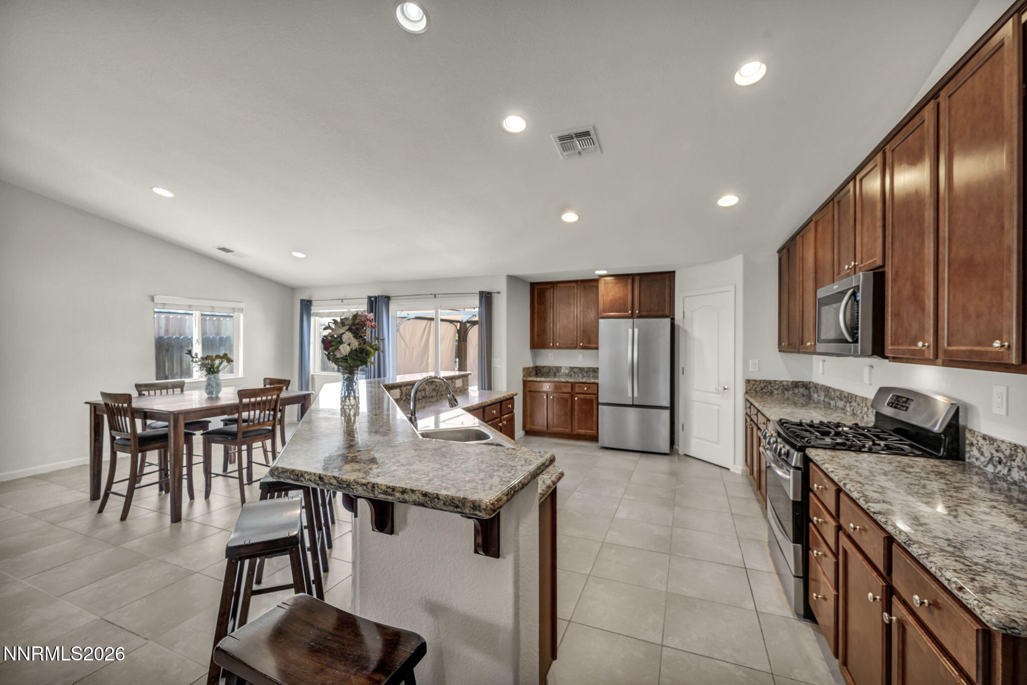121 Bethpage Road Property Photo 13