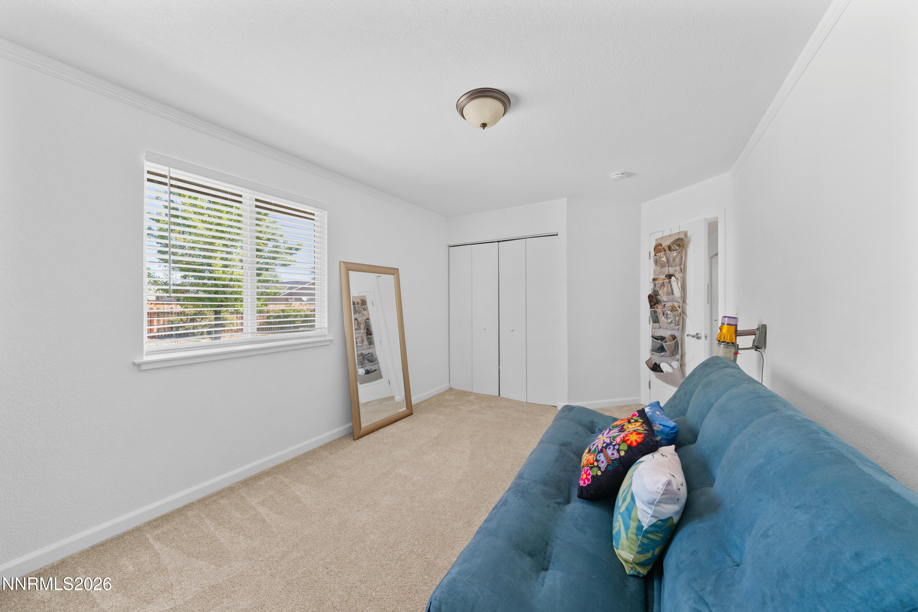 693 Lassen Way Property Photo 28
