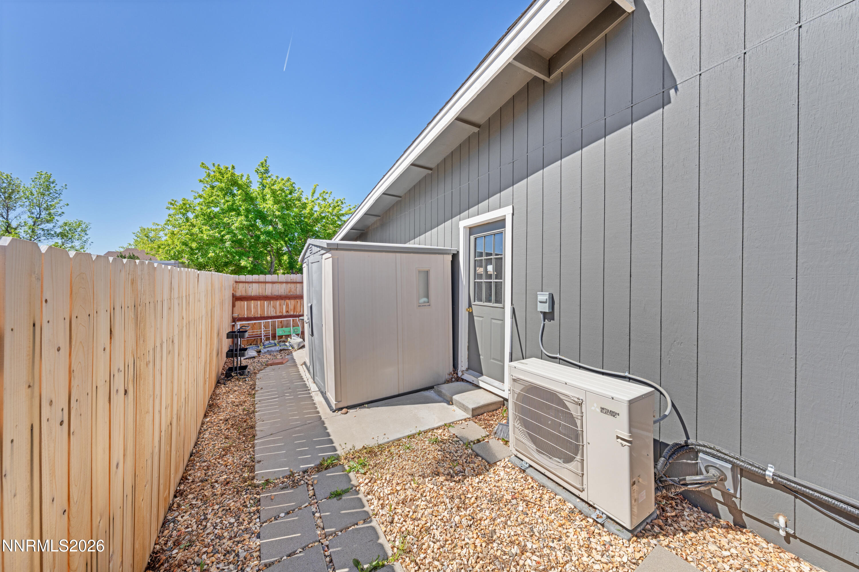 693 Lassen Way Property Photo 43