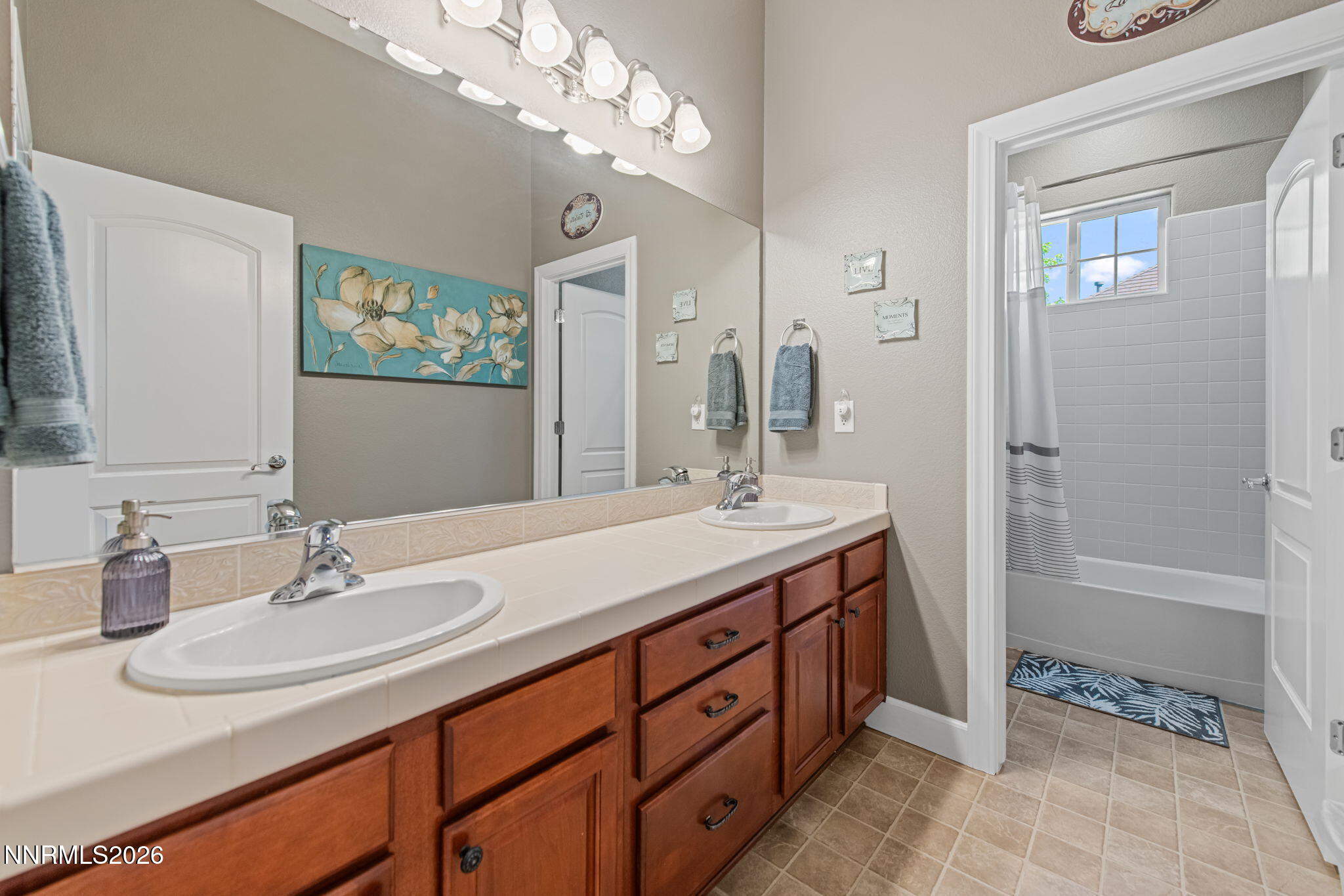 1024 Winters Parkway Property Photo 26
