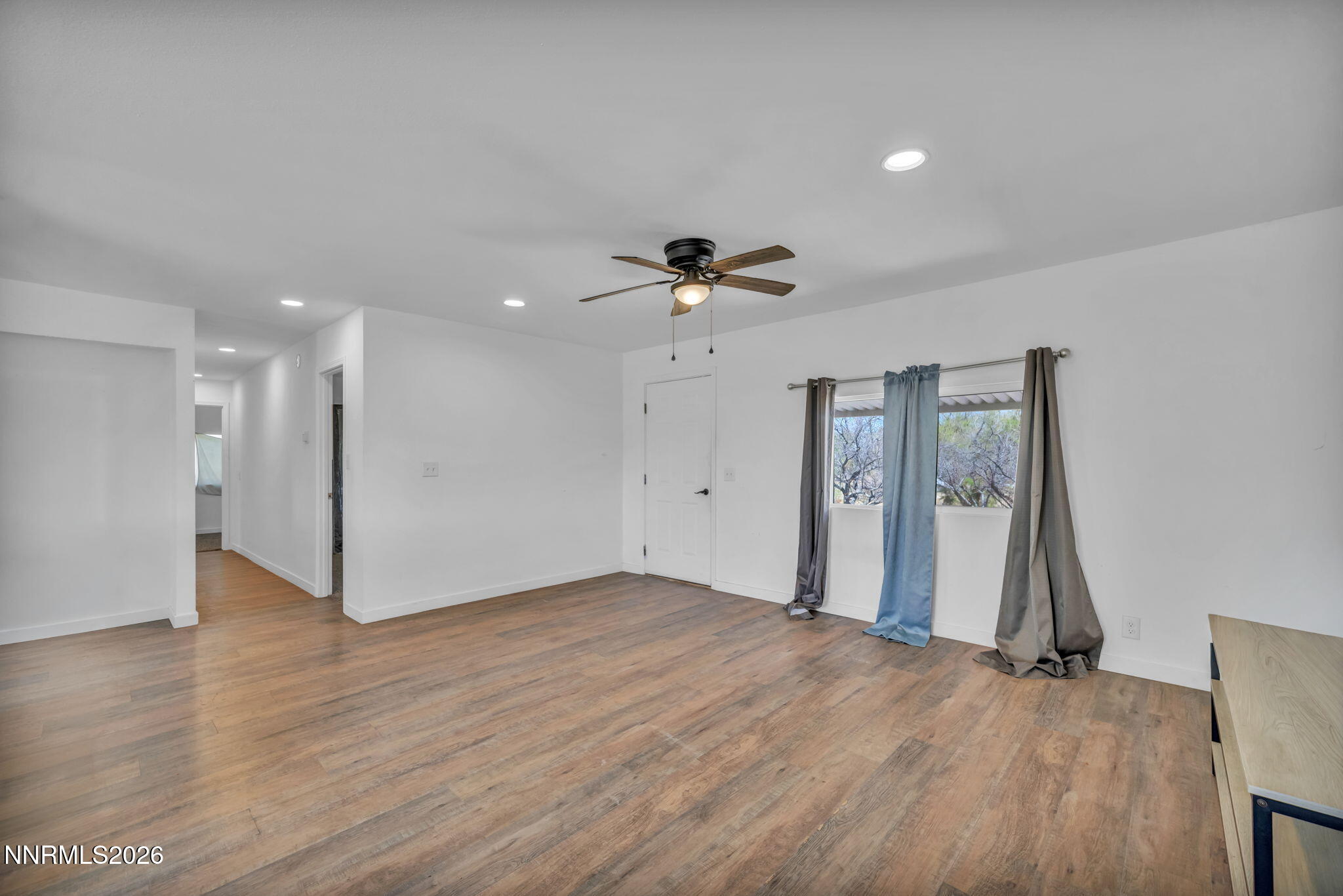 3715 Deodar Street Property Photo 6