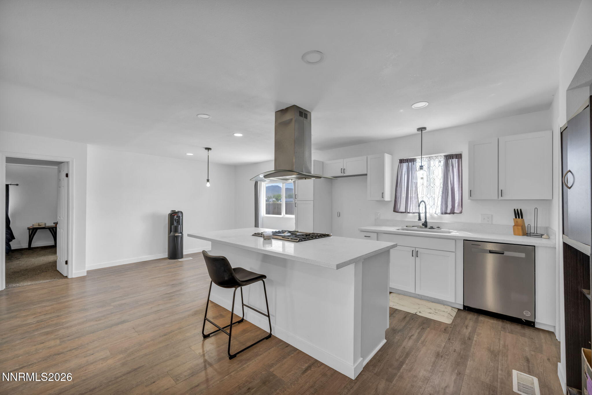 3715 Deodar Street Property Photo 17