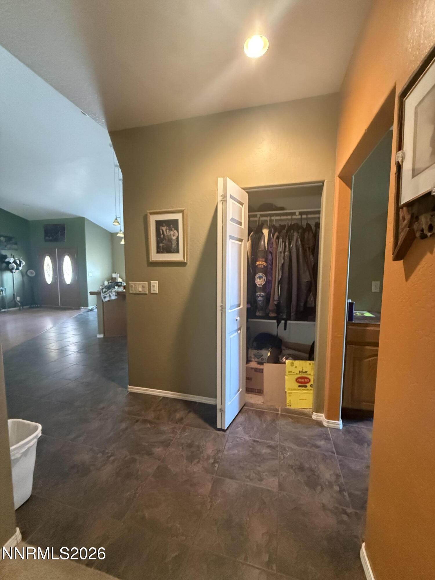8175 Stinson Boulevard Property Photo 9