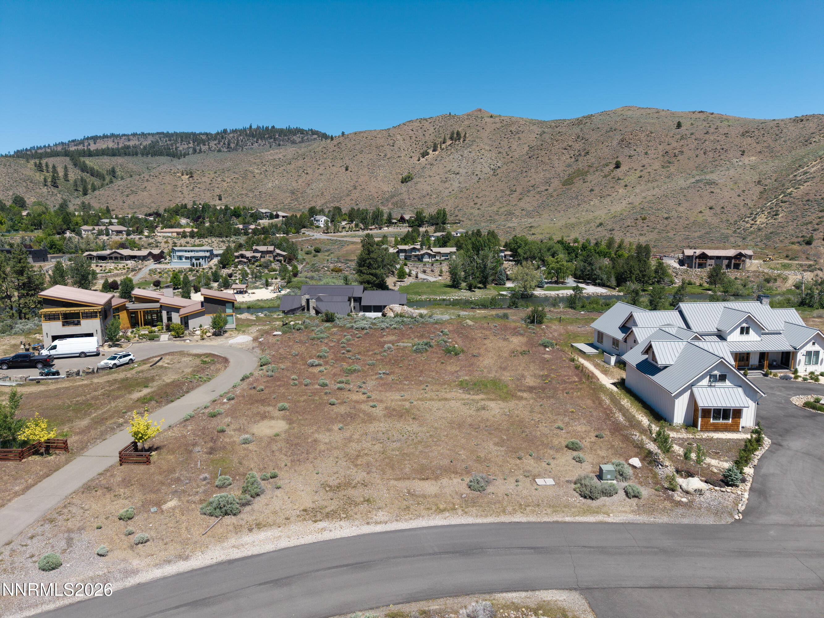 421 River Pines Drive Property Photo 4