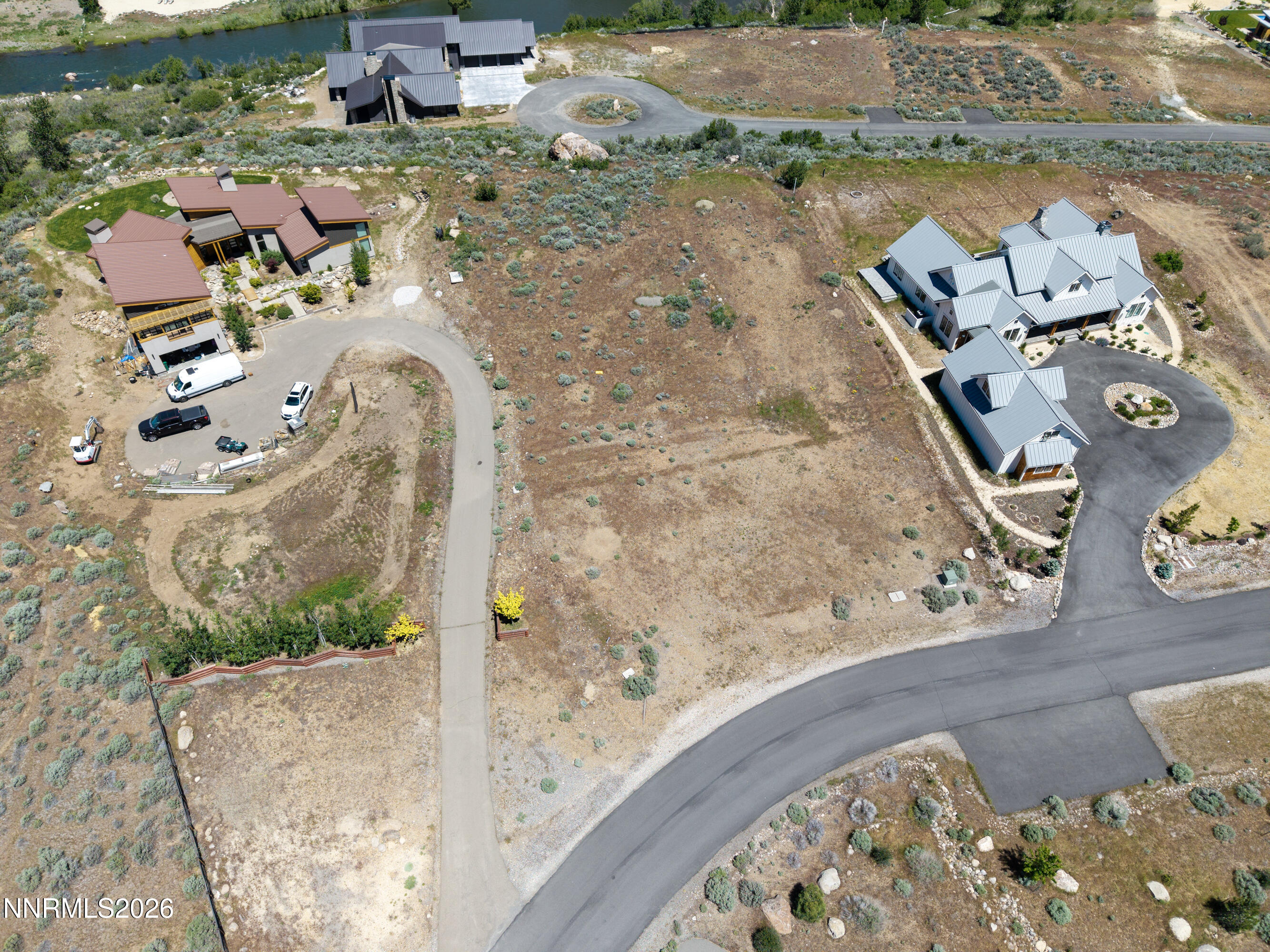 421 River Pines Drive Property Photo 13
