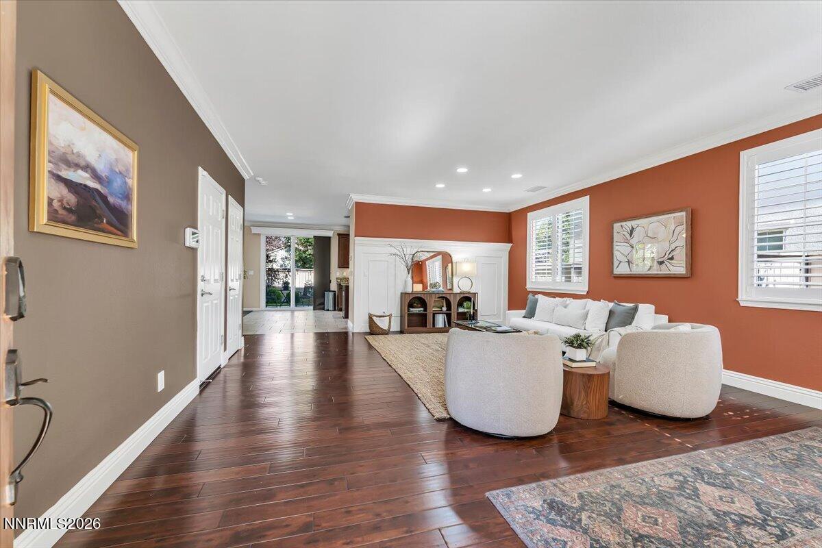 10825 Pebble Hill Drive Property Photo 3