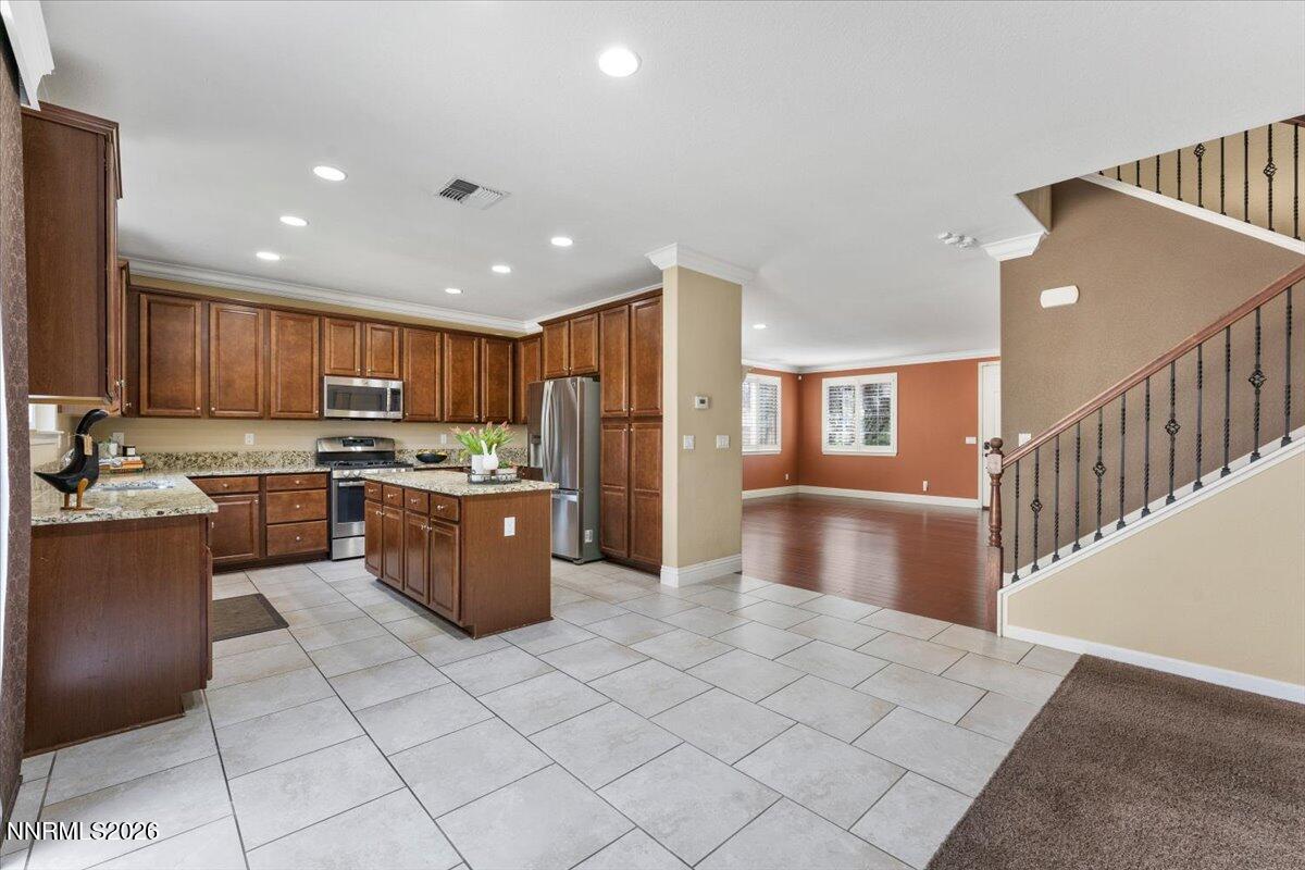 10825 Pebble Hill Drive Property Photo 13