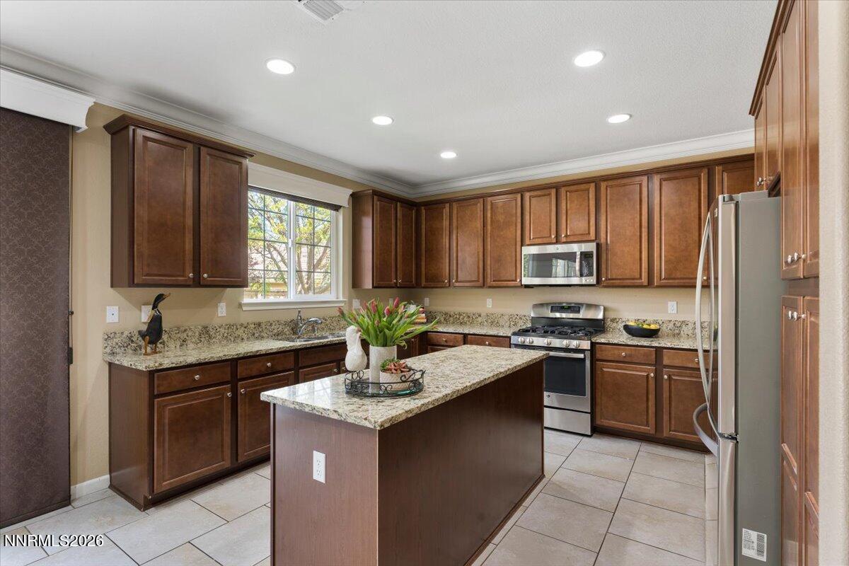 10825 Pebble Hill Drive Property Photo 15