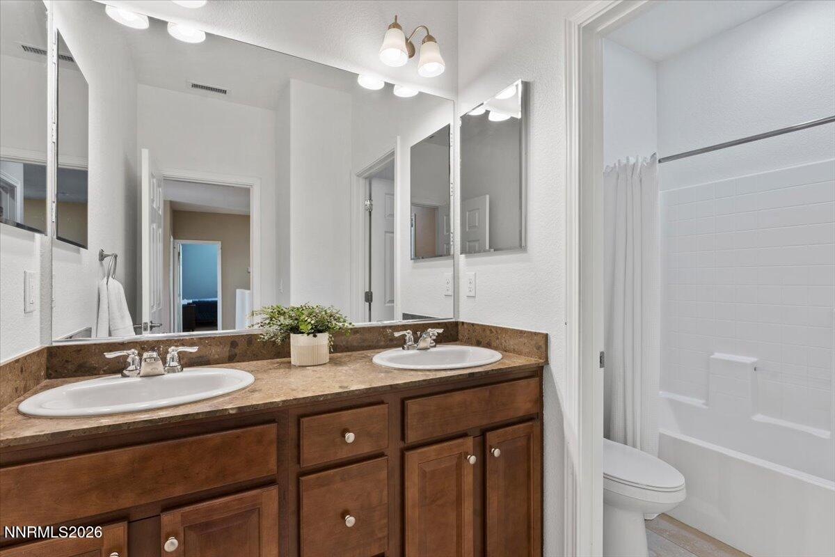 10825 Pebble Hill Drive Property Photo 25