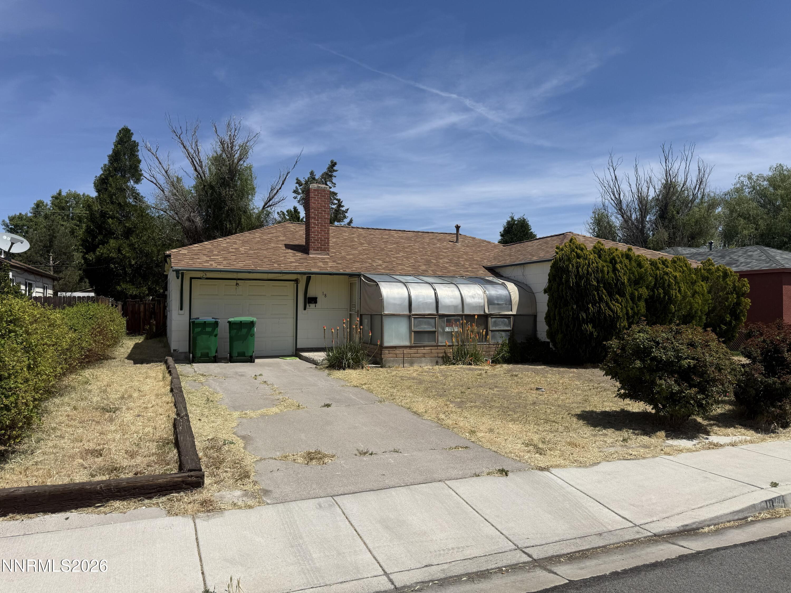 18 E P Street Property Photo 1