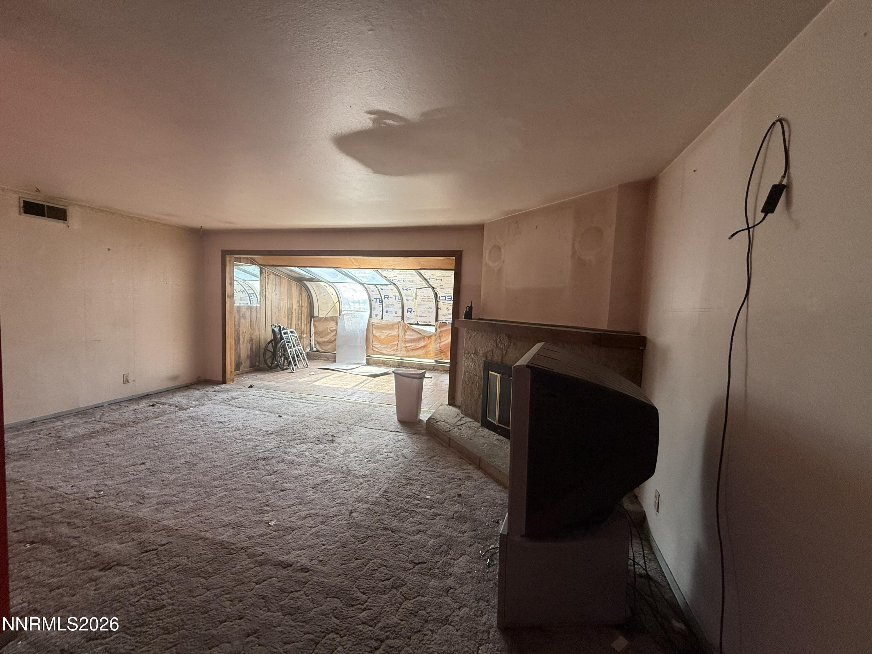 18 E P Street Property Photo 7