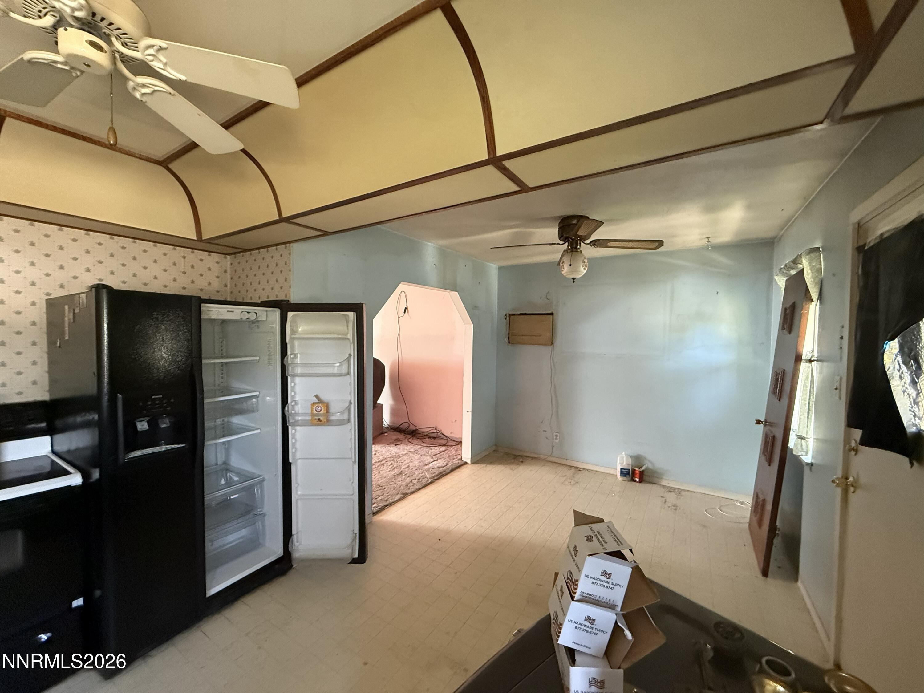 18 E P Street Property Photo 9
