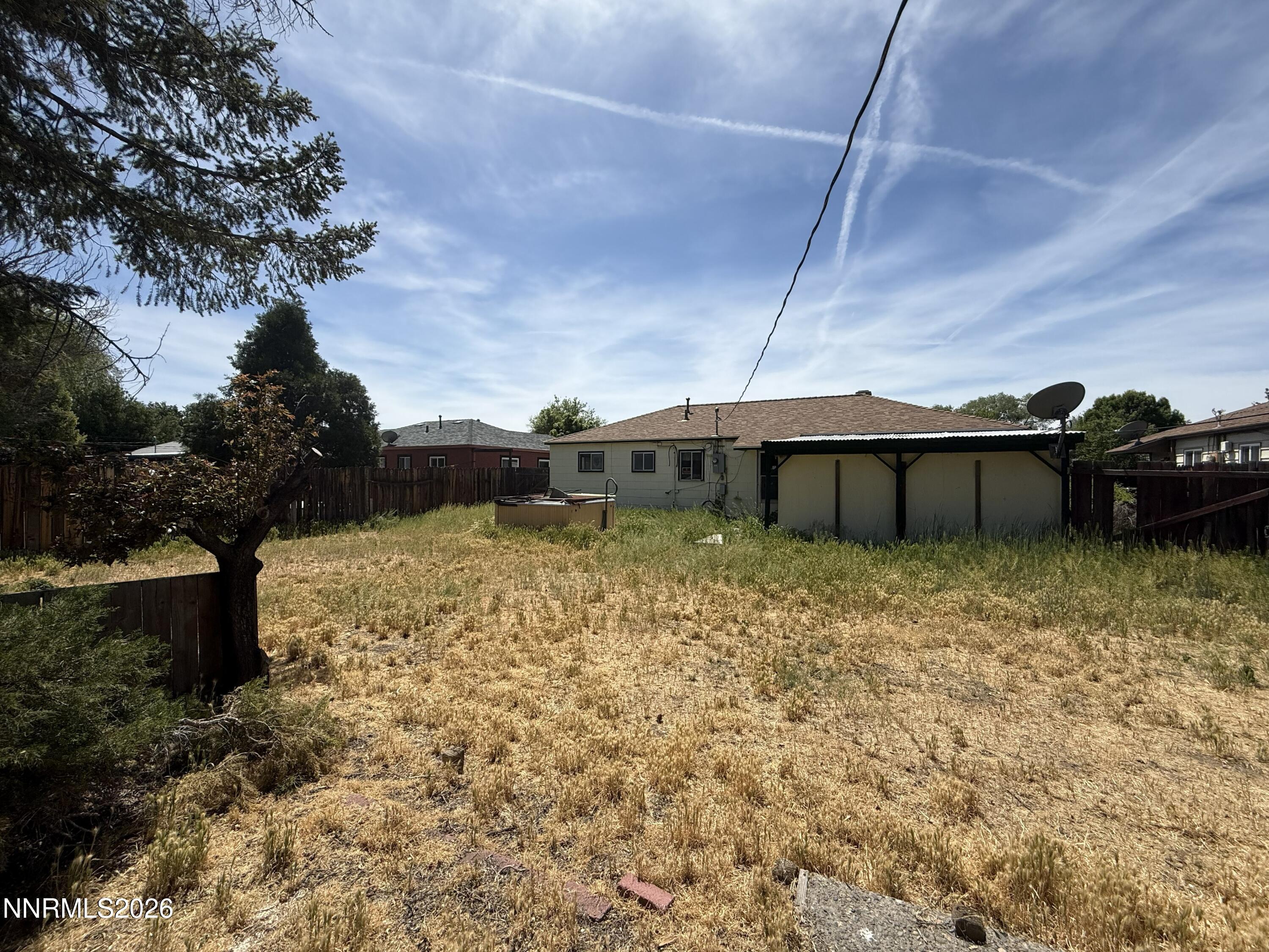18 E P Street Property Photo 17