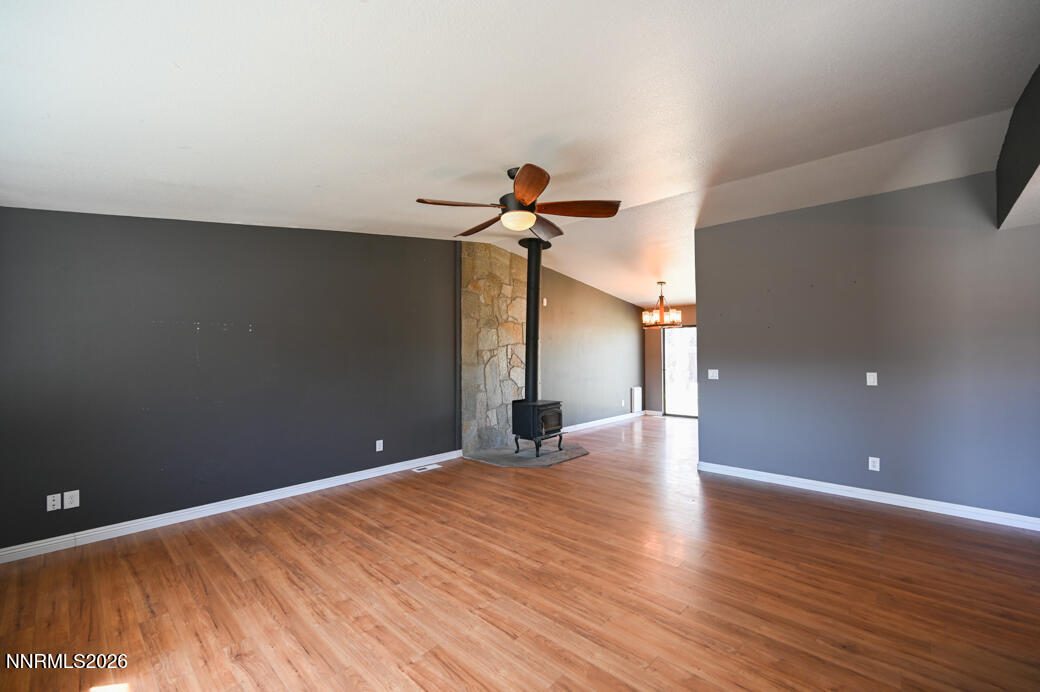 710 Bowles Lane Property Photo 6