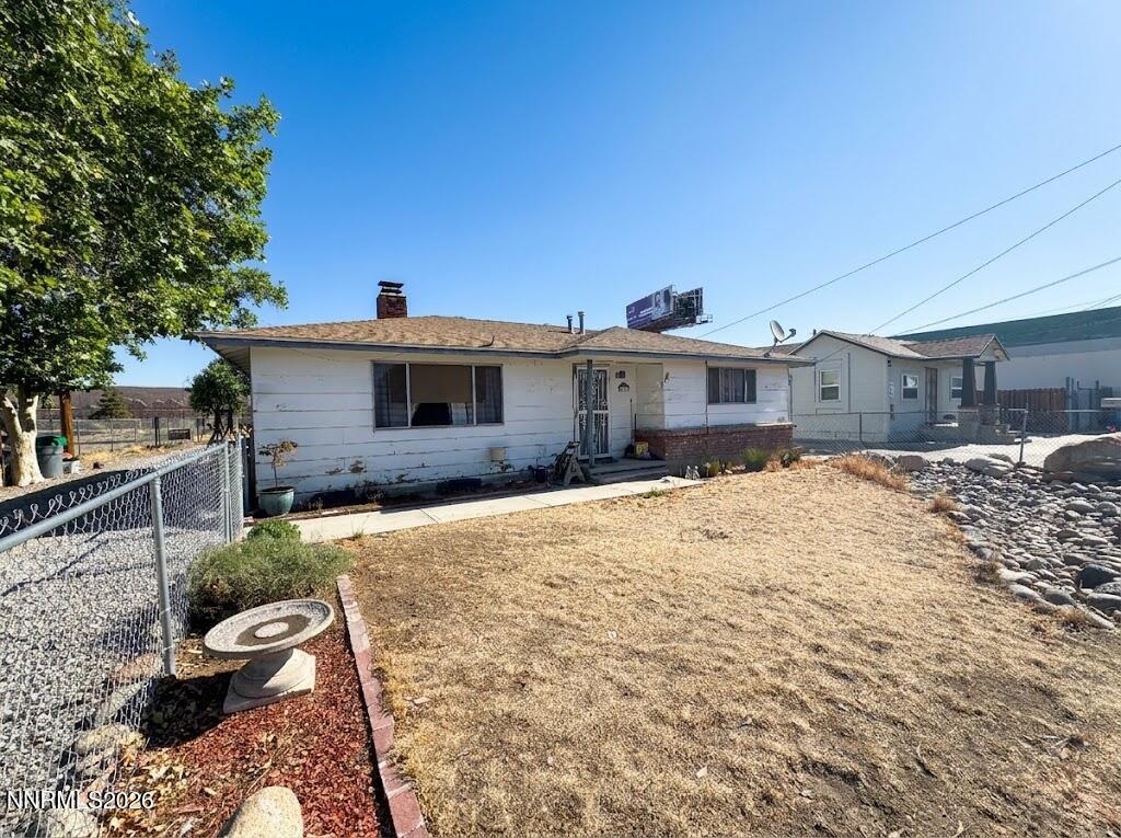 1449 E 7th Street Property Photo 3