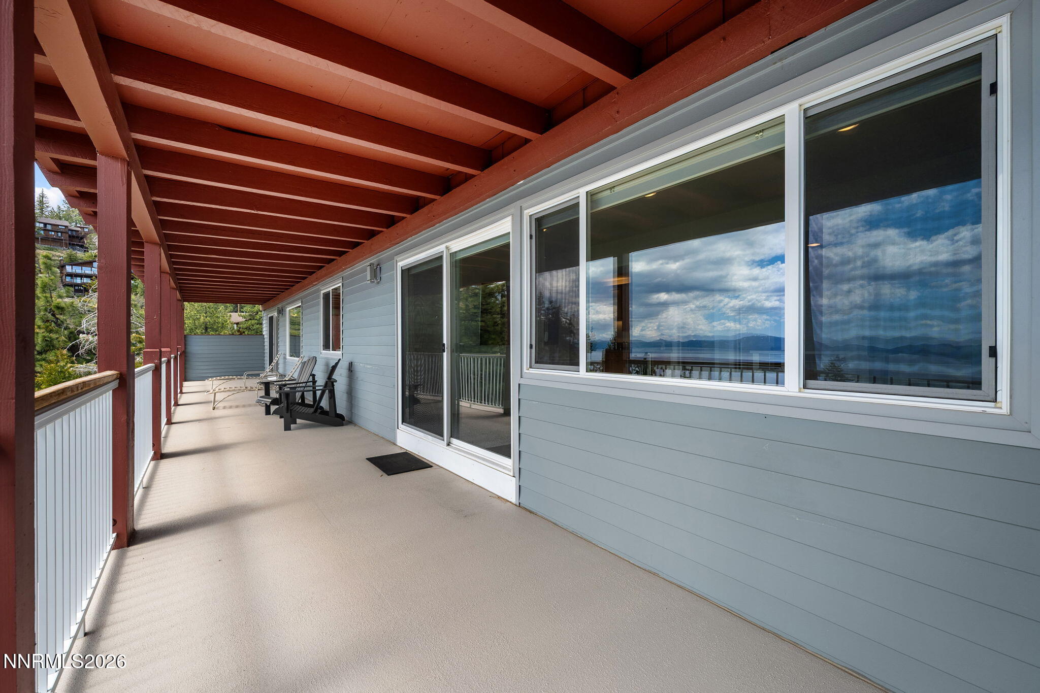 1348 Winding Way Property Photo 37