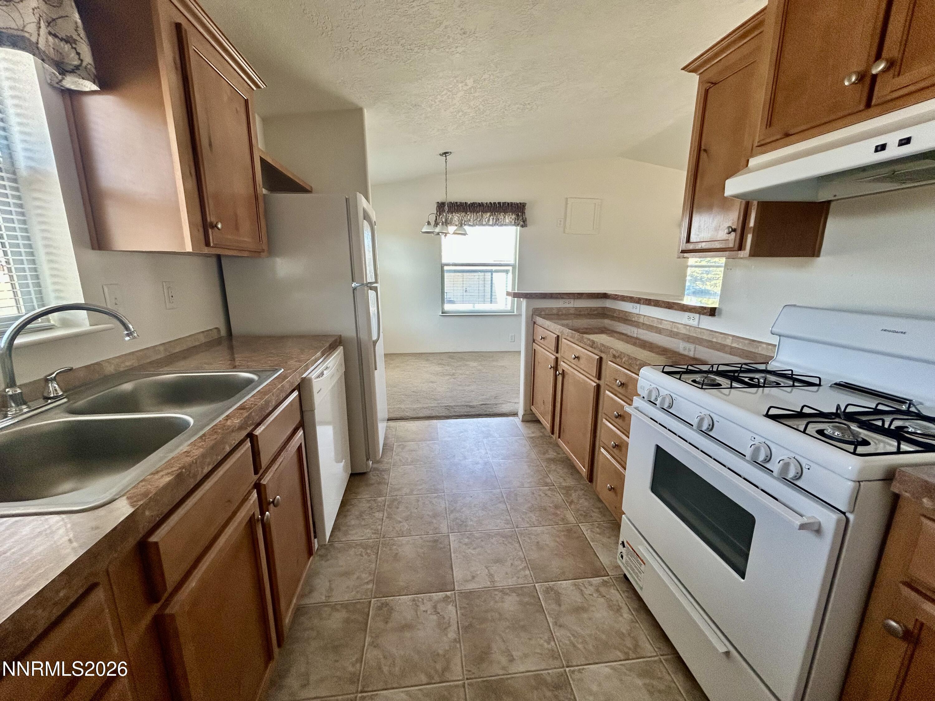 3340 Moon Lane Property Photo 6