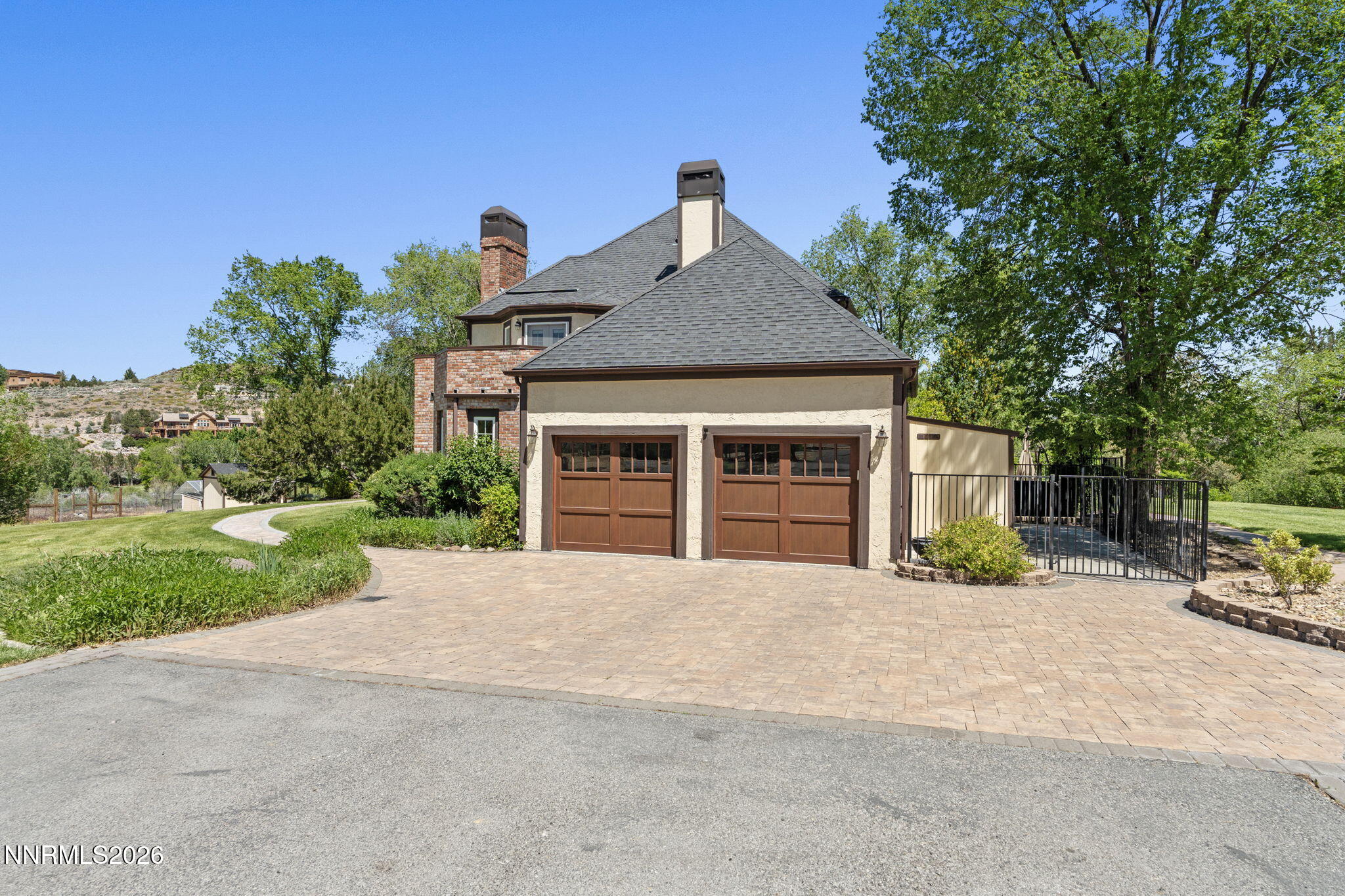 11010 Dryden Drive Property Photo 8