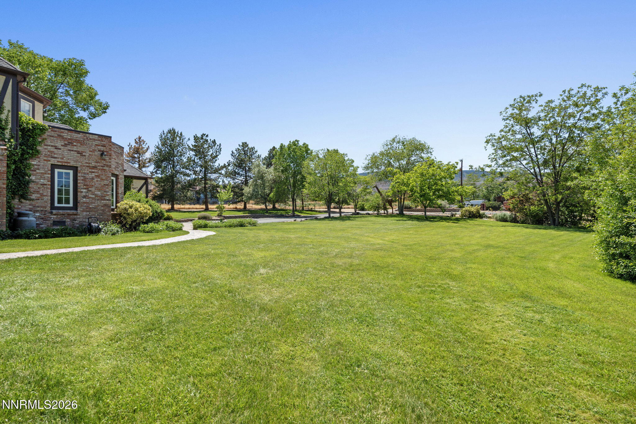 11010 Dryden Drive Property Photo 11