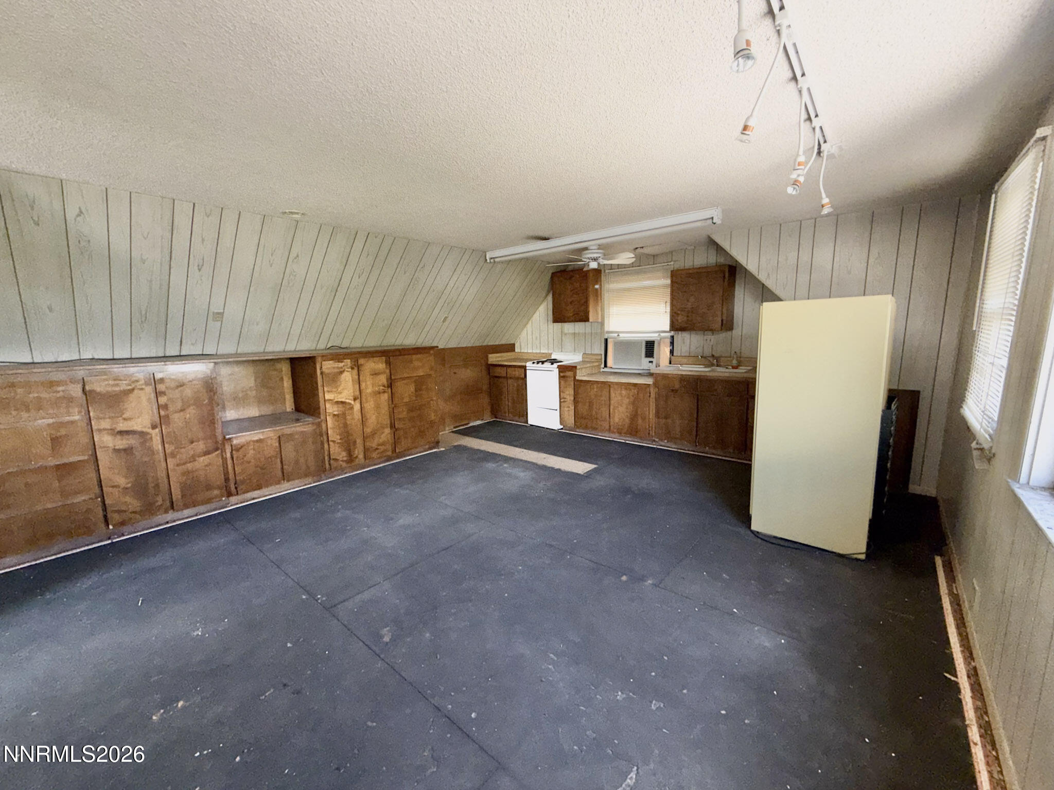 1623 8th Street Property Photo 7