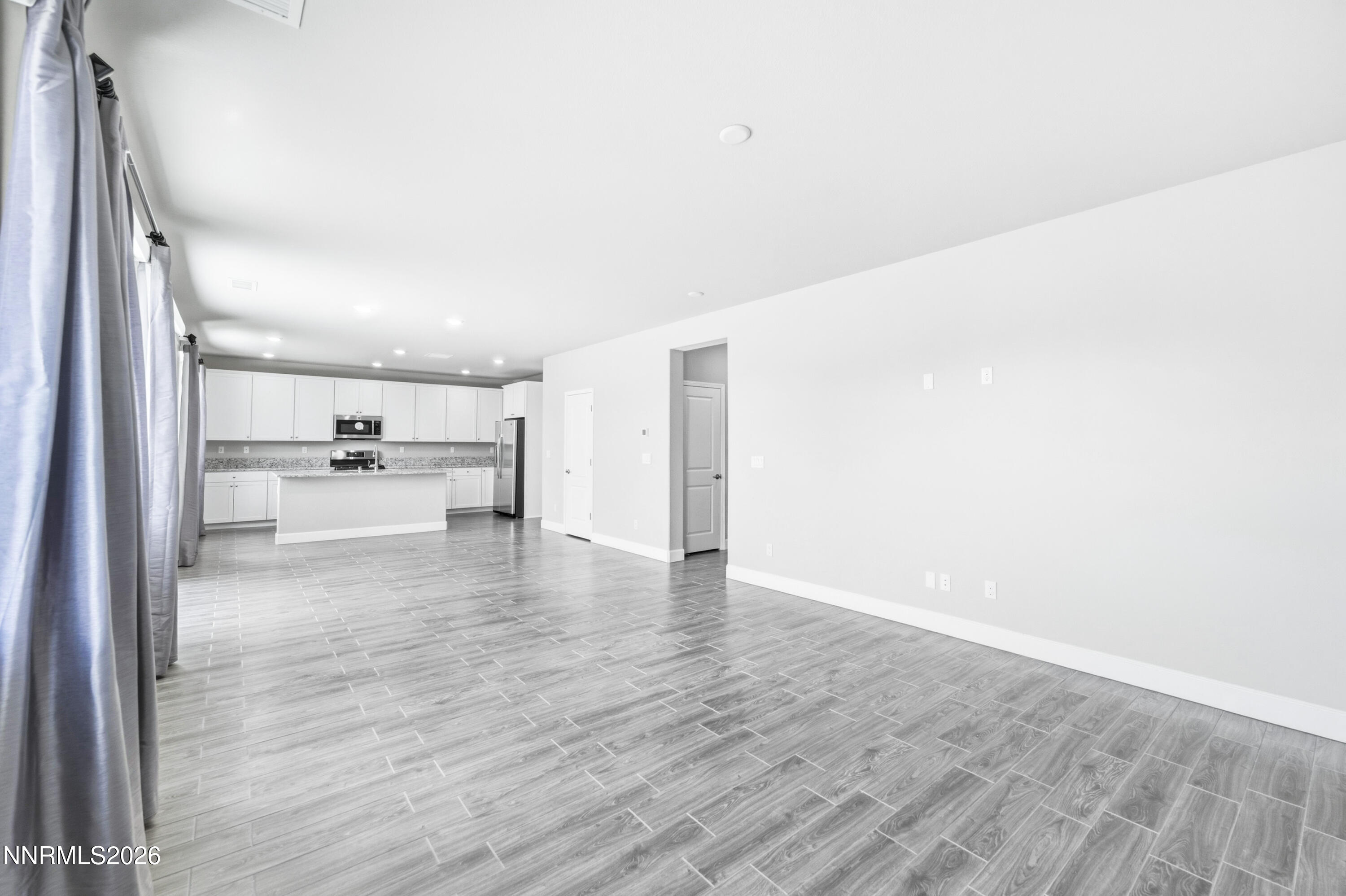 2053 Marcus Way Property Photo 7