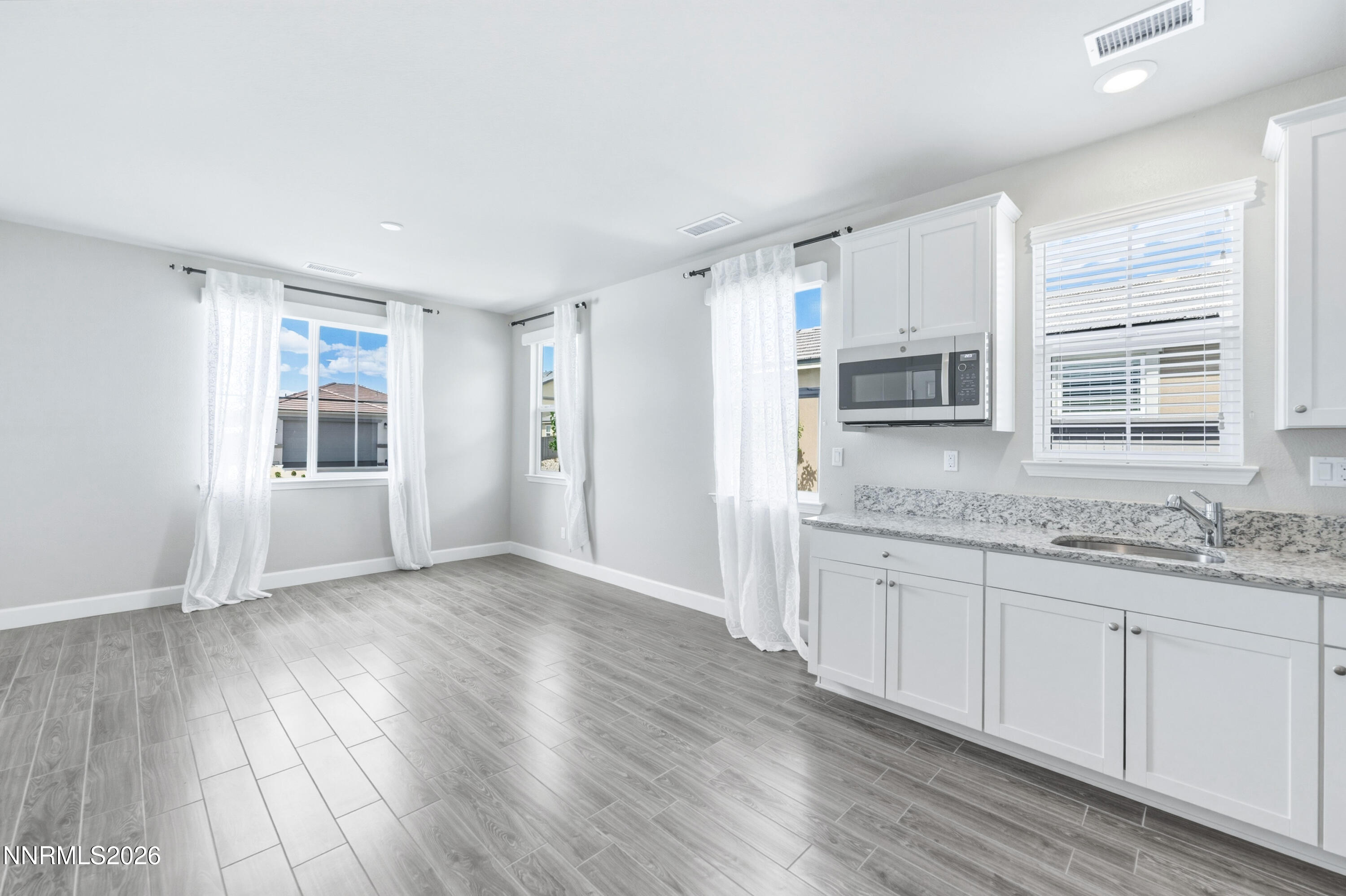 2053 Marcus Way Property Photo 17