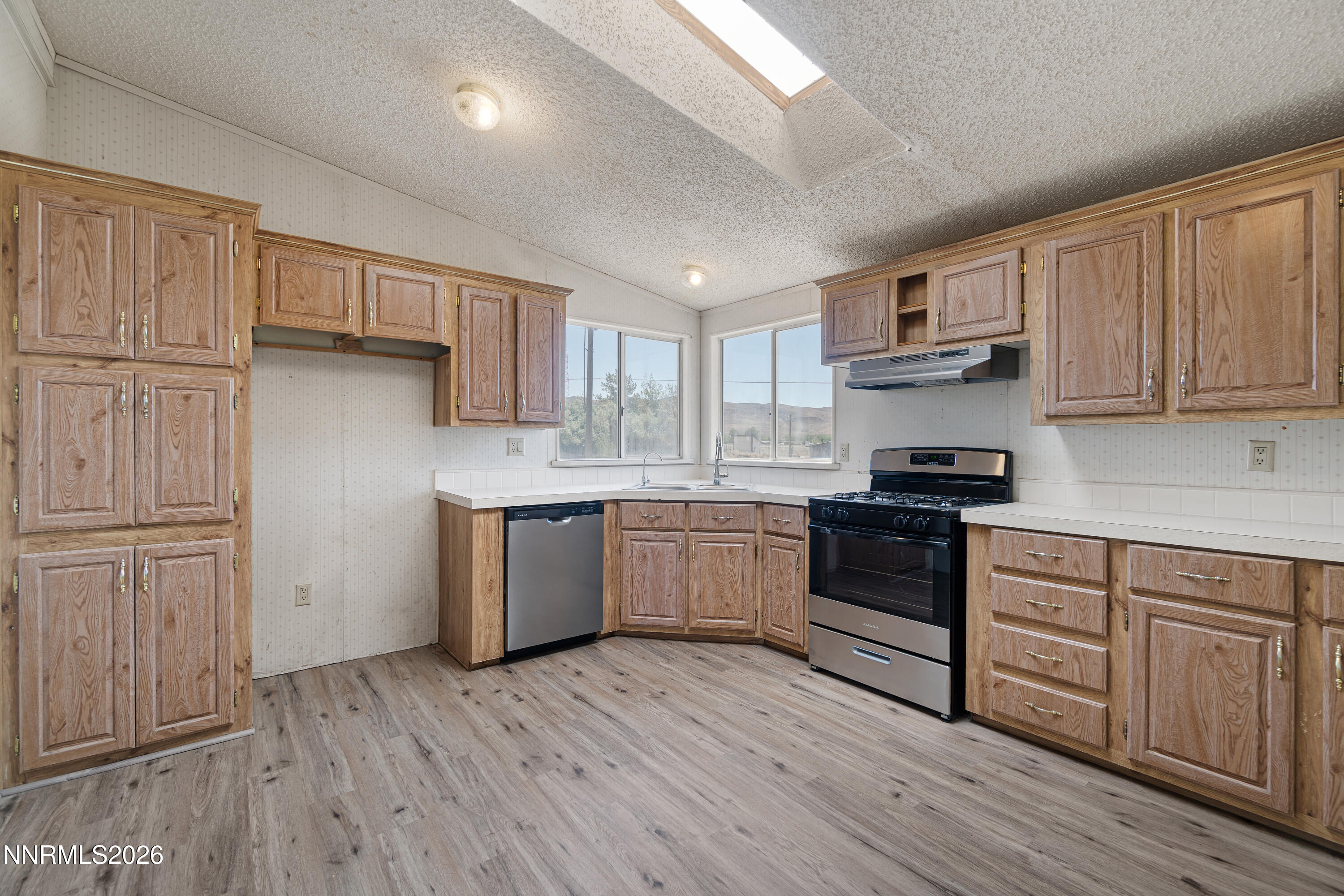 5720 Apache Drive Property Photo 14