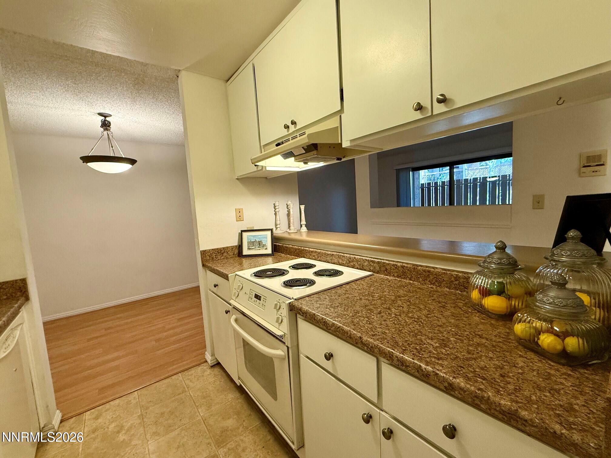 2955 Lakeside Drive Unit 120 Property Photo 10