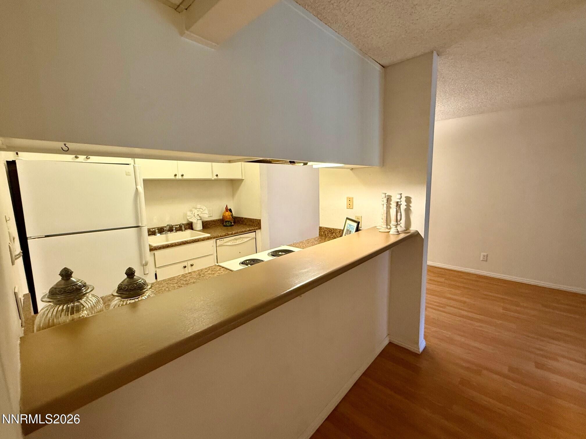 2955 Lakeside Drive Unit 120 Property Photo 11
