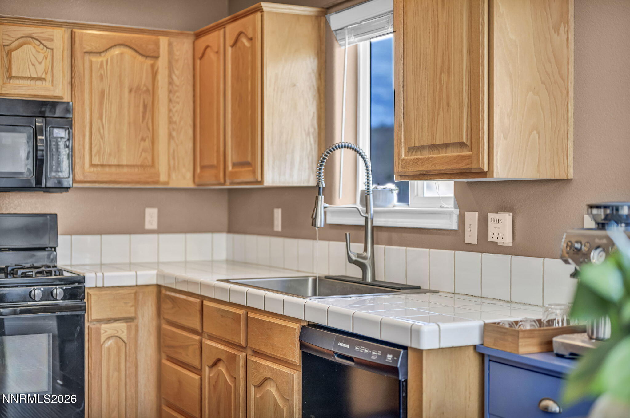 112 Walker Street Property Photo 19