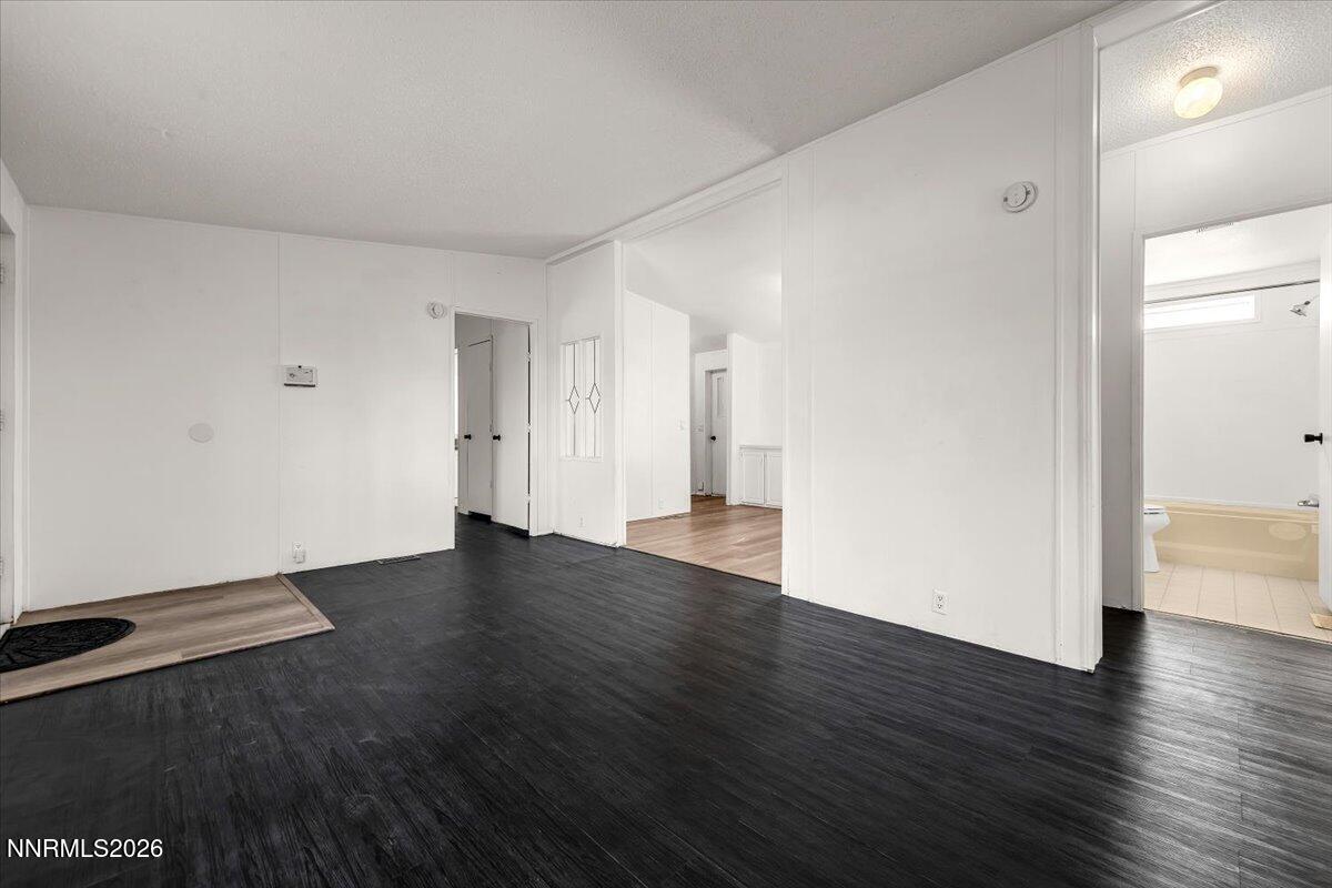 2585 Rawhide Street Property Photo 4